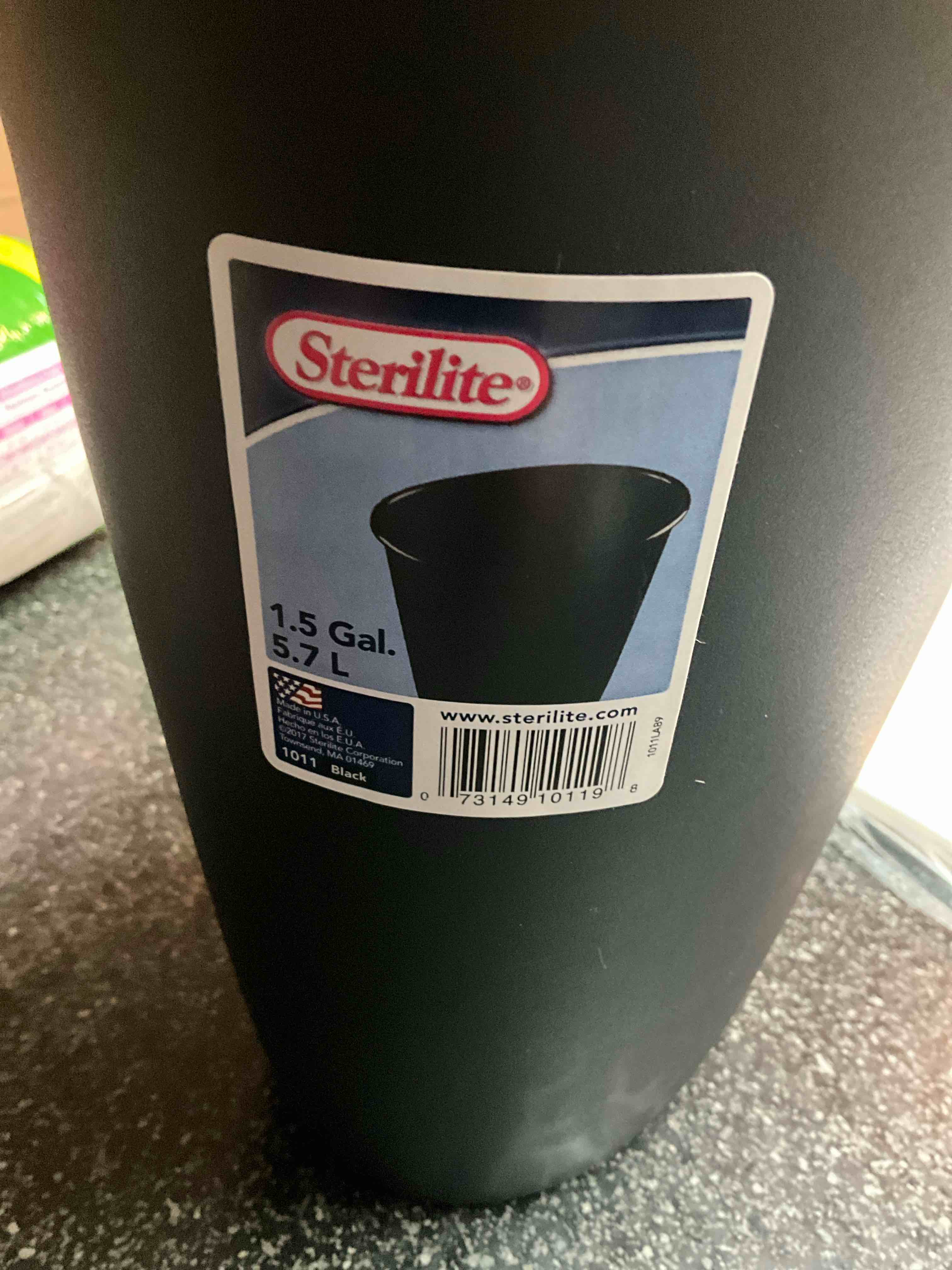 STERILITE Black - Wastebasket - 1.5 Gallon