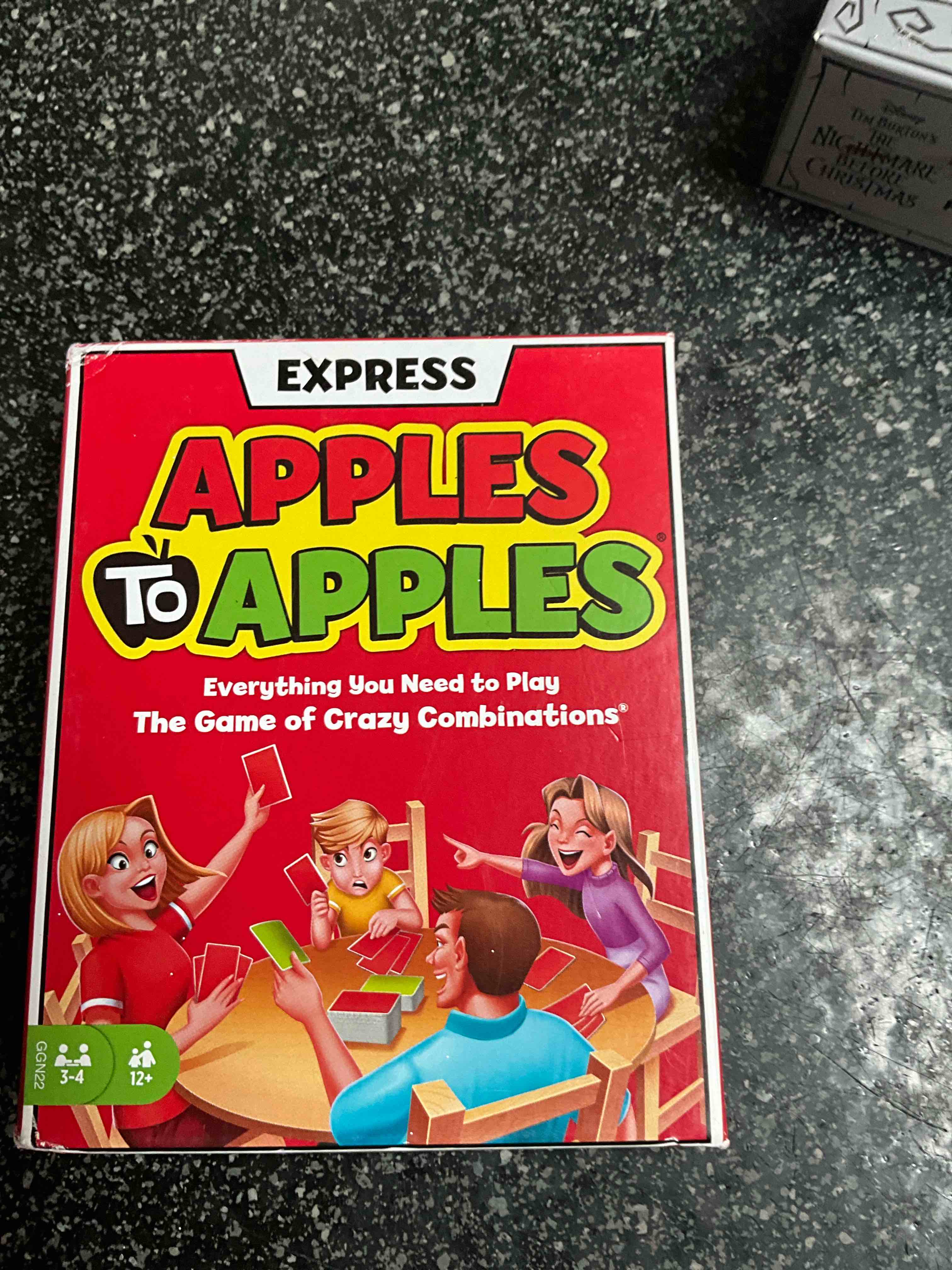 Mattel Games Apples to Apples Card Game with Family-Friendly Words to Make Crazy Combinations for Kids, Adults, Families, Parties