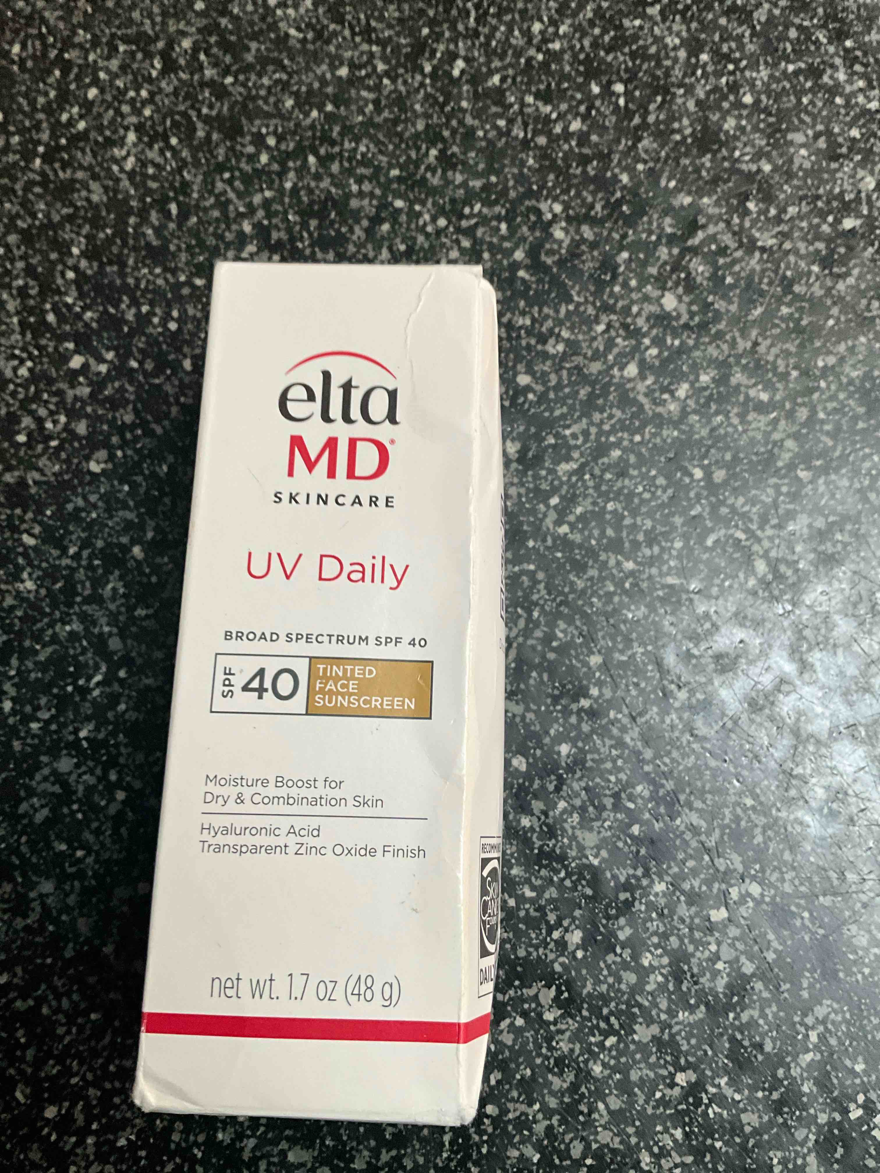 EltaMD UV Daily SPF 40 Tinted Face Sunscreen Moisturizer, Tinted Moisturizer for Face with SPF 40, Great for Dry, Combination, and Normal Skin