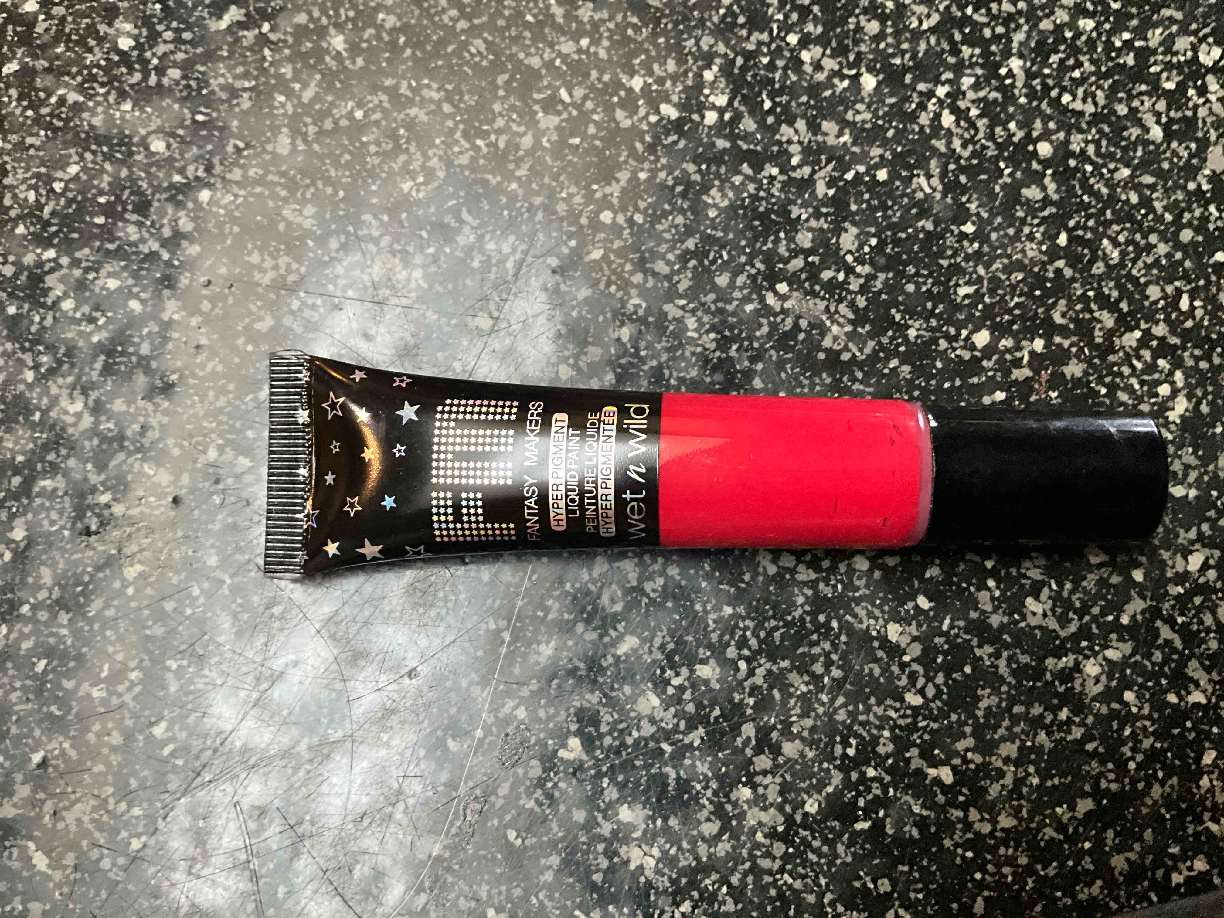 Wet N Wild Fantasy Makers Hyper Pigment Liquid Paint for Faces (Bloody Carnival - Red)