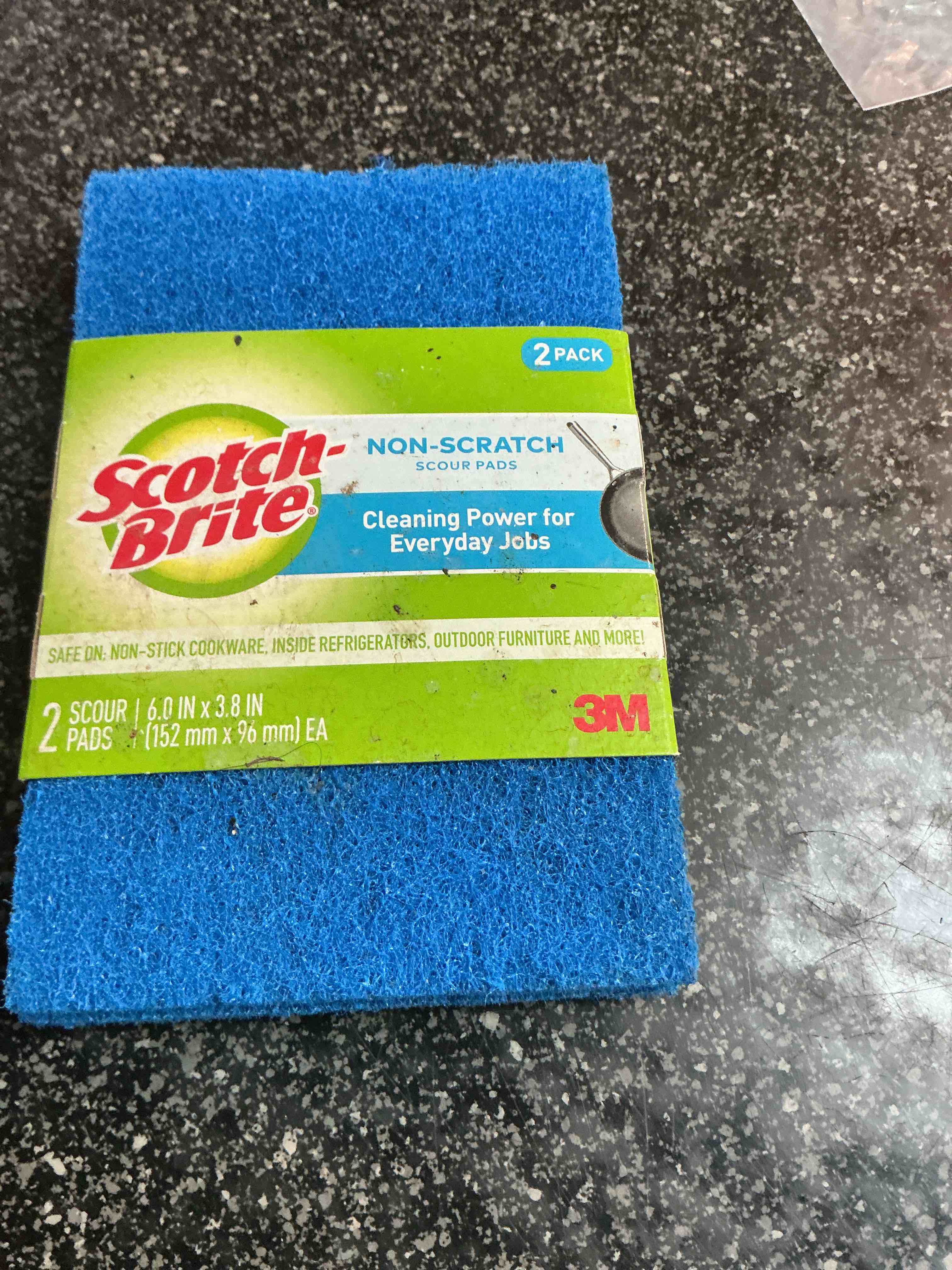 Scotch-Brite Zero Scratch Scouring Pad, Effective + Gentle Dish Scrubber for Household Cleaning, 2 Scrub Pads for Dishes, Nonstick Pots and Pans, Glass, Tubs, Showers, Reusable & Durable