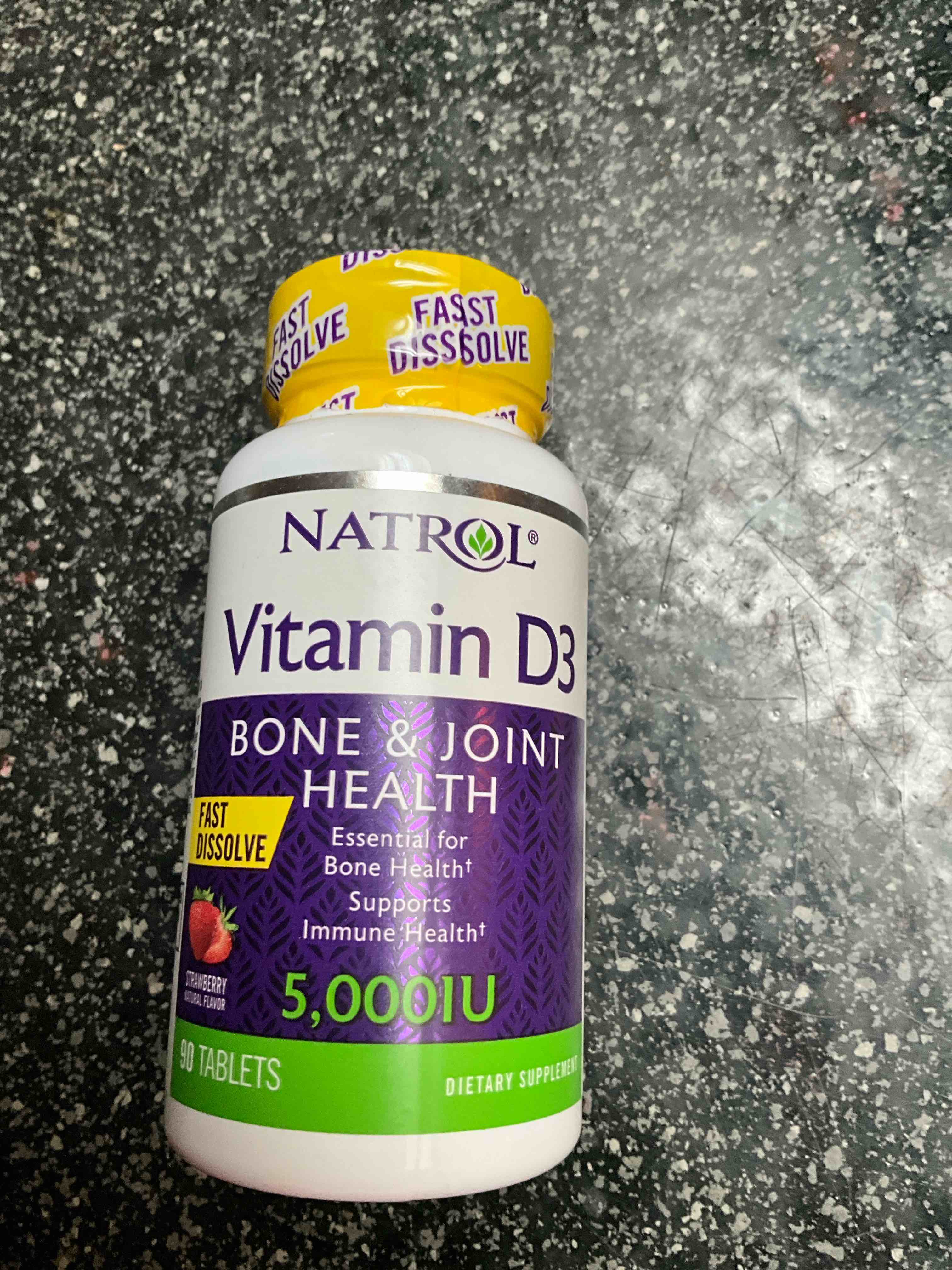 Natrol - Vitamin D3 - Bone & Joint Health - 5000IU - 90 Tabs - Strawberry fast dissolve 