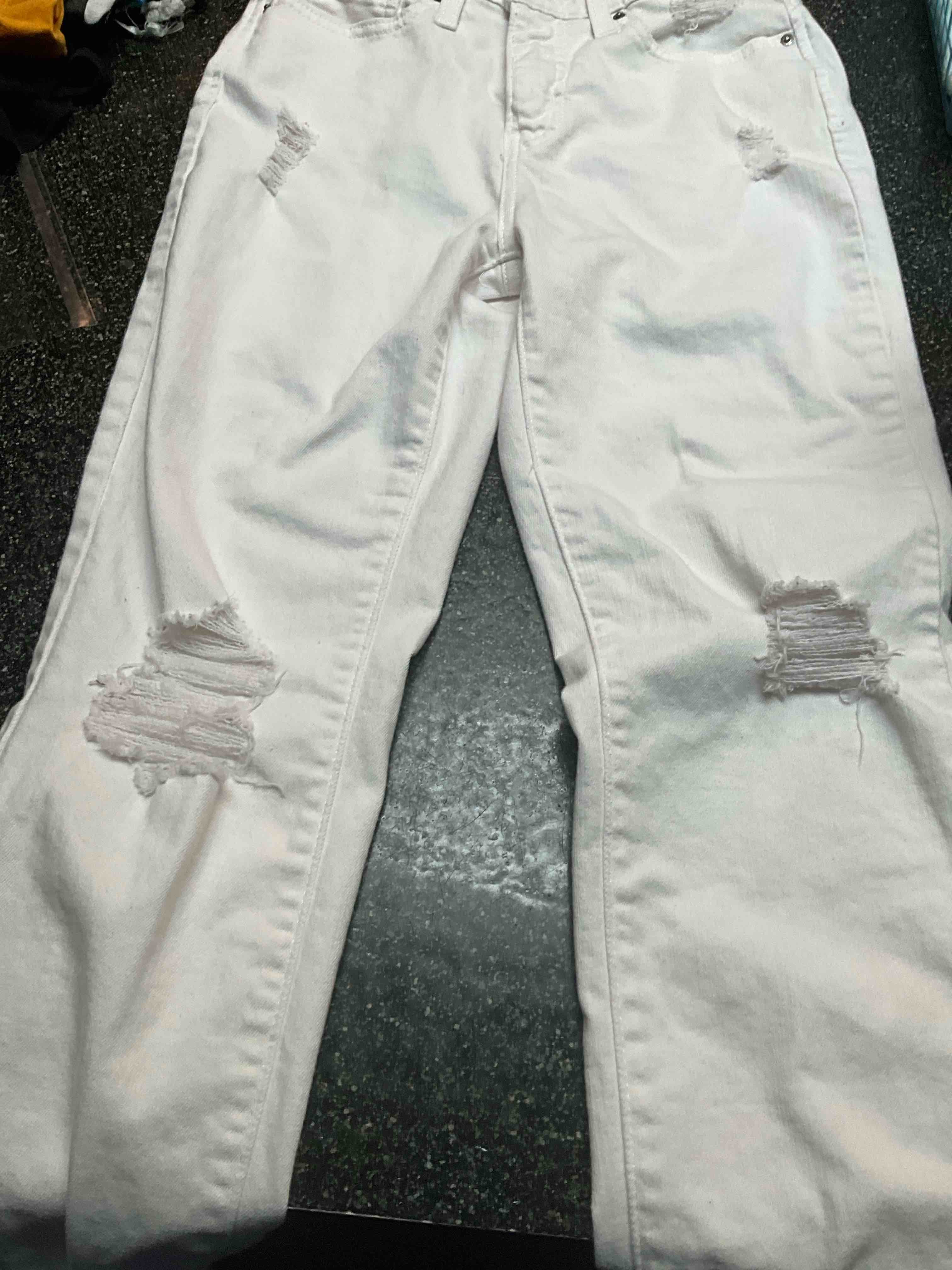 Levi - Signature Mid Rise Boyfriend Jeans - White - size - 6/W-28 