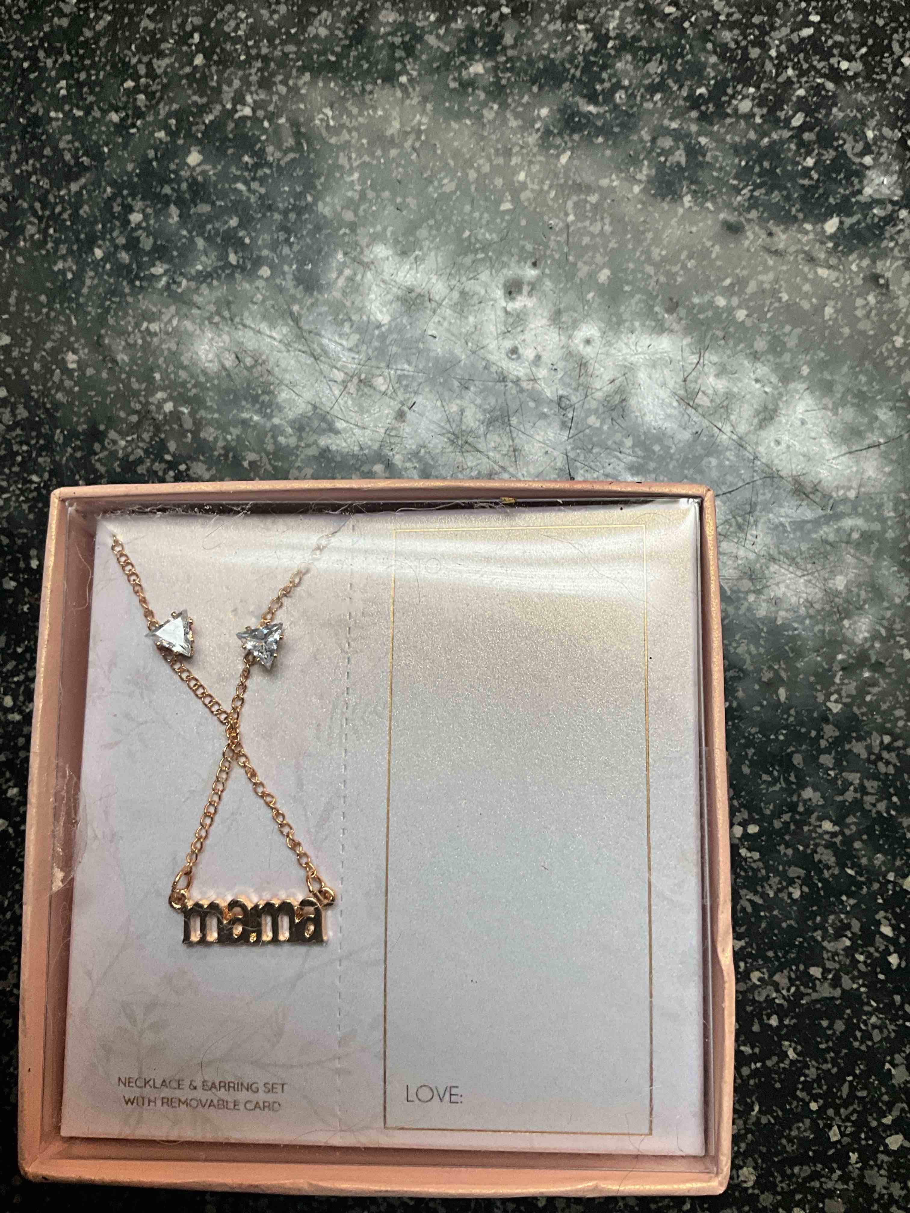 Mama - Gold Necklace & Earrings 