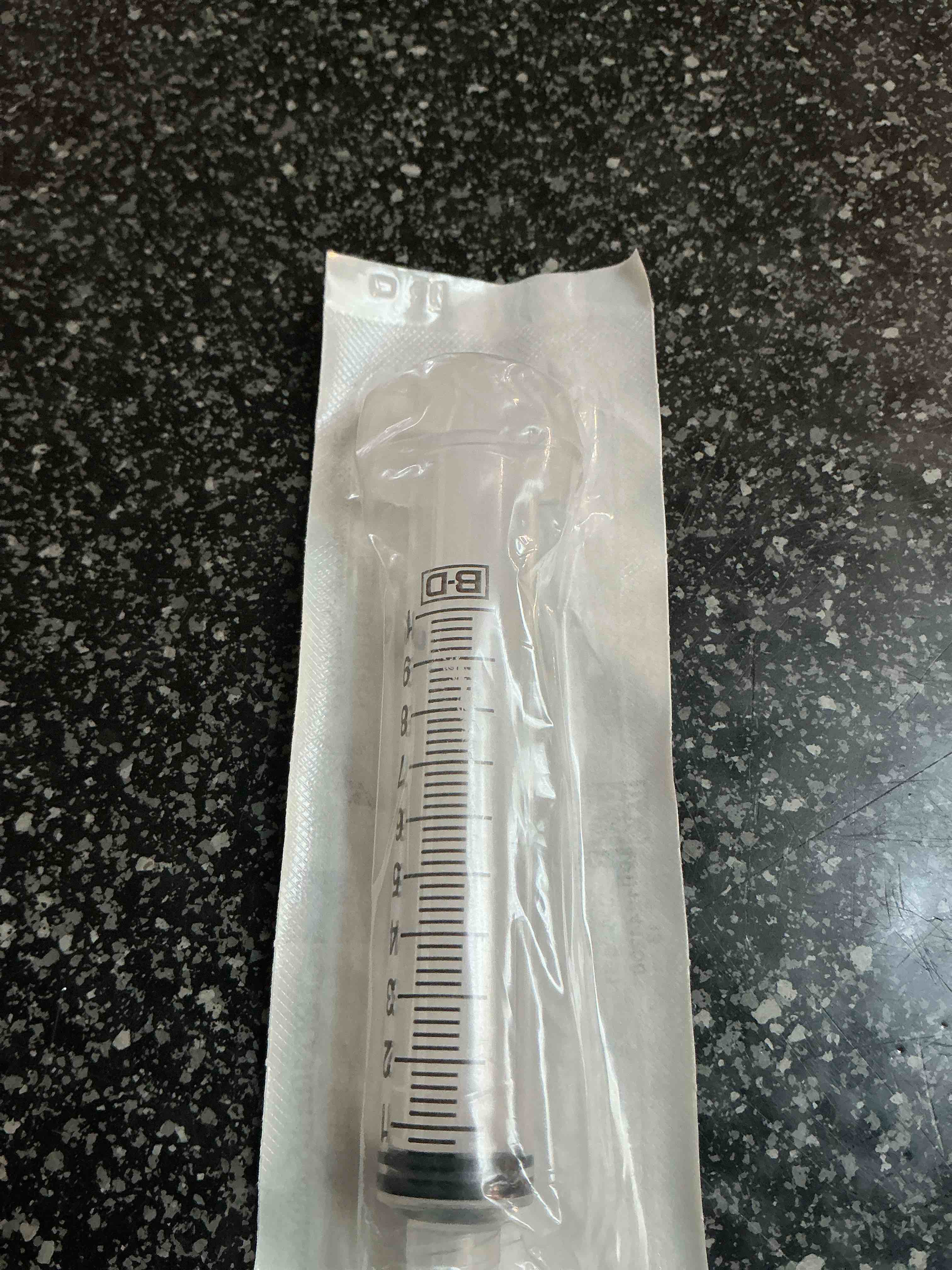 10 Mi. Syringe Seringue 
