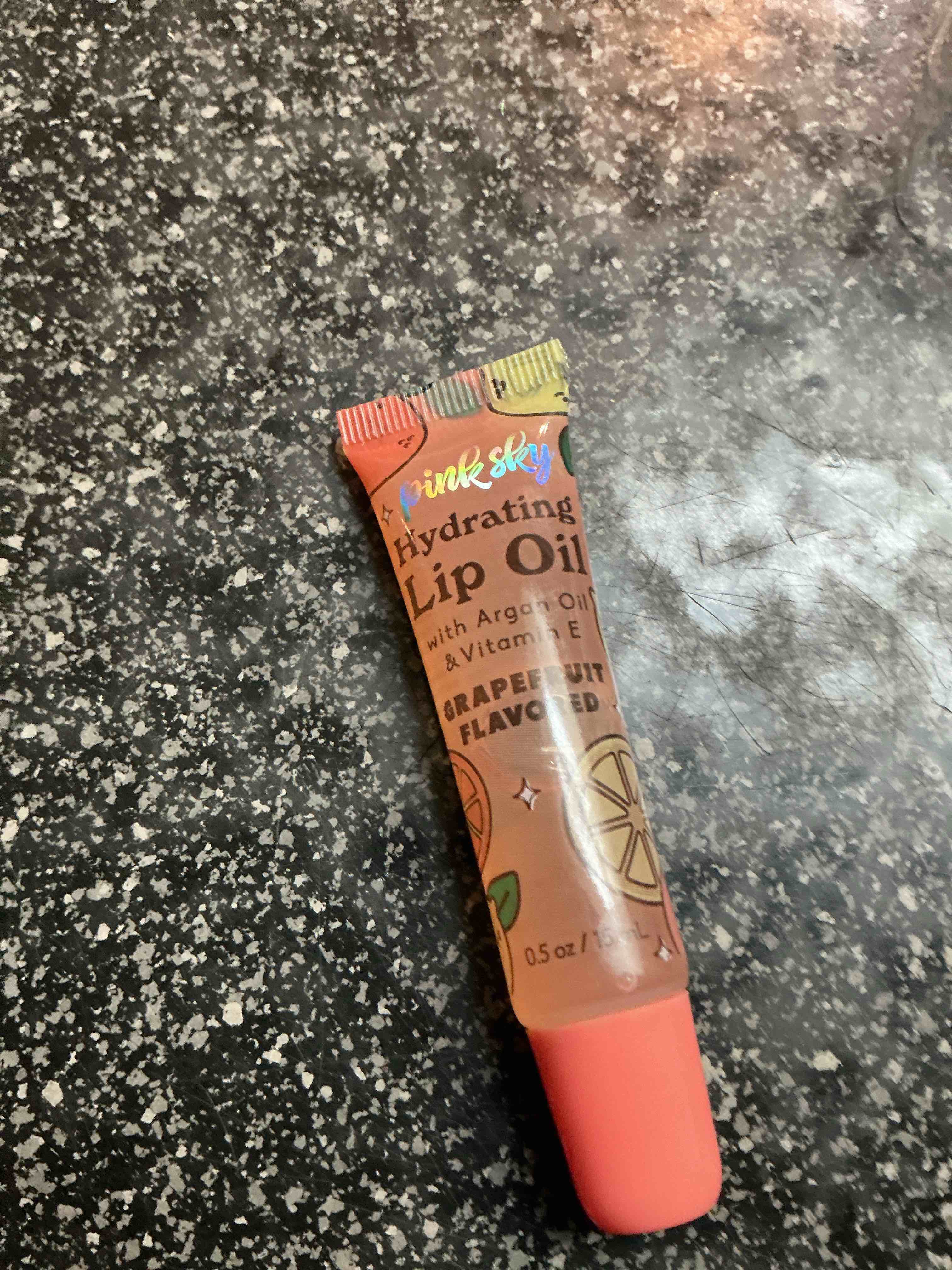 Fruitilicous Lip Oil Grapefruit  Flavor 0.5 Oz.