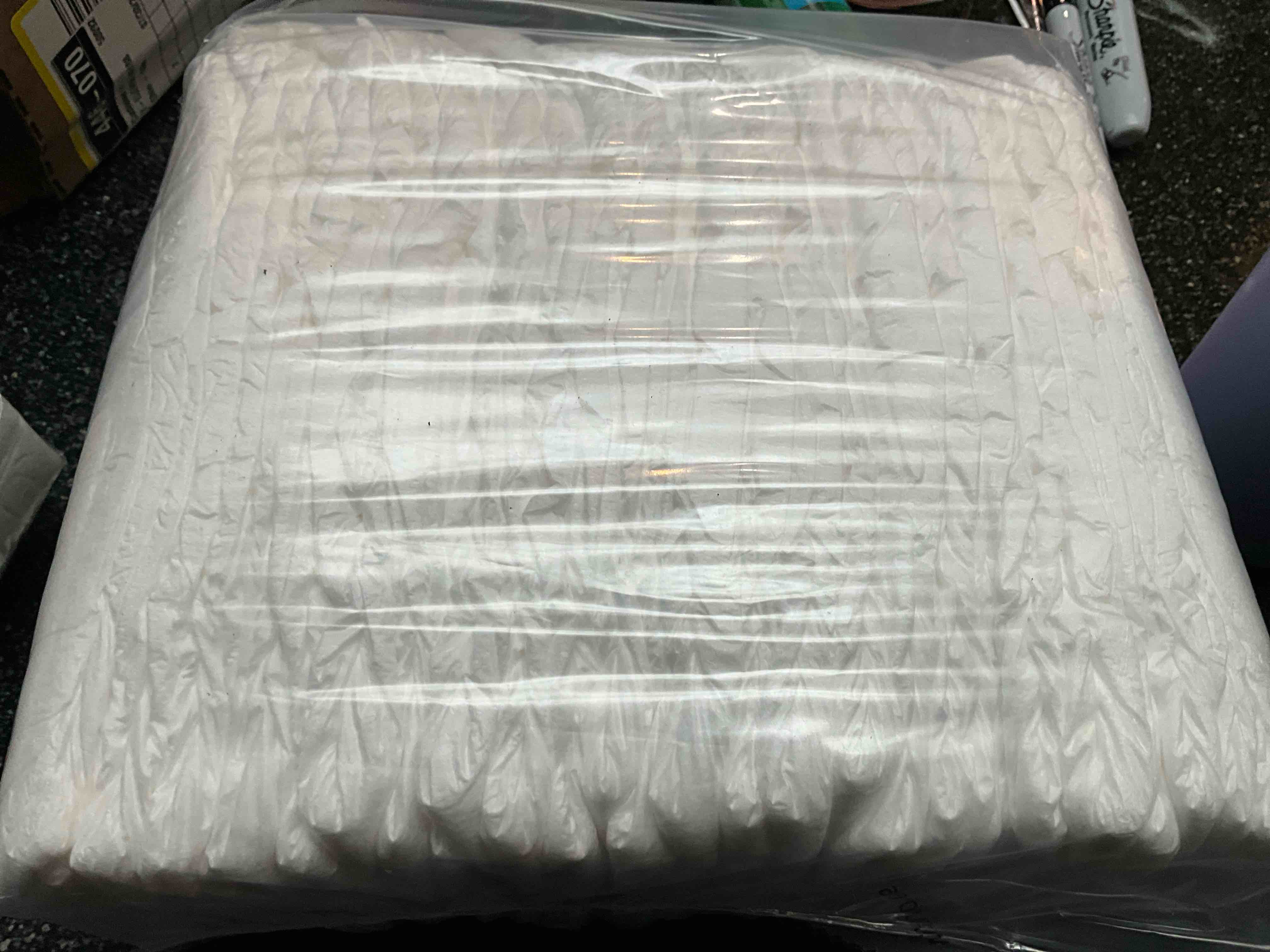 Baby Diapers - 30 diapers - unknown size 