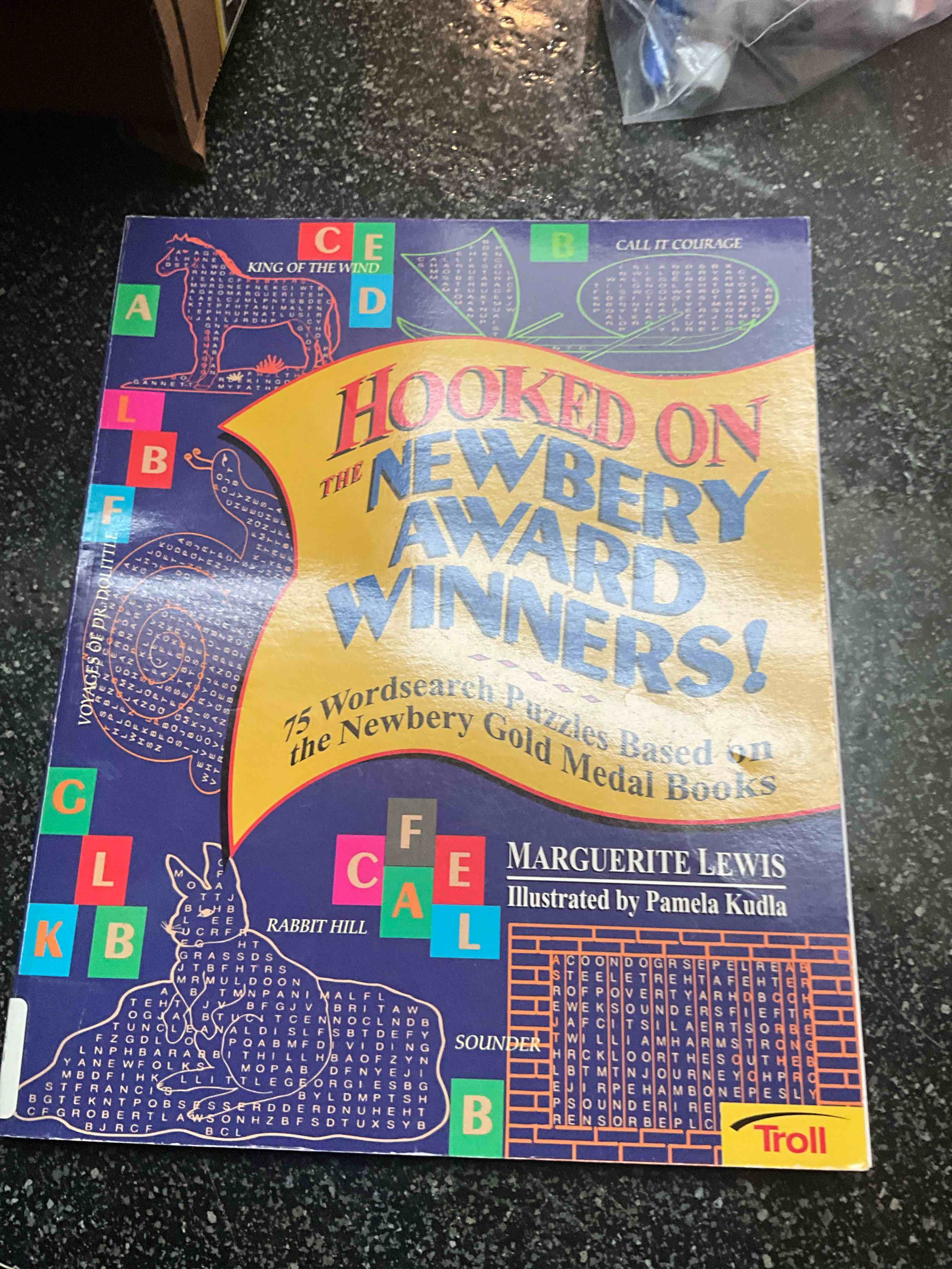 Hooked On The Newberry Award Winners - 75 Wordsearch Puzzles 
