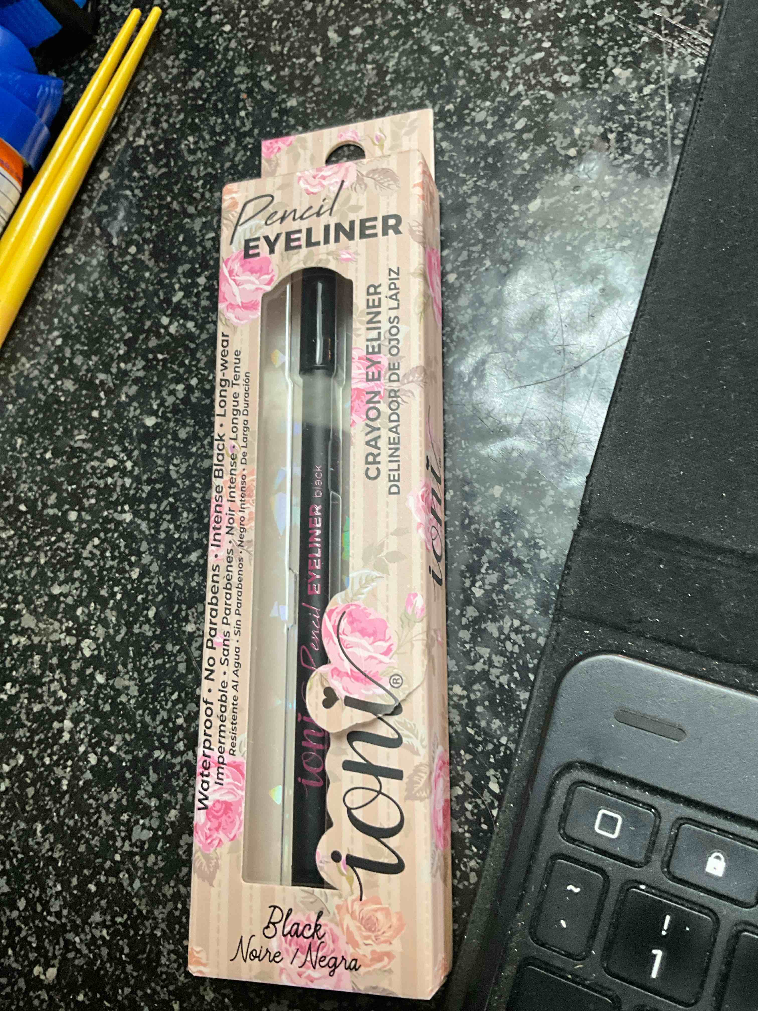 ioni - Pencil Crayon Black Eyeliner 