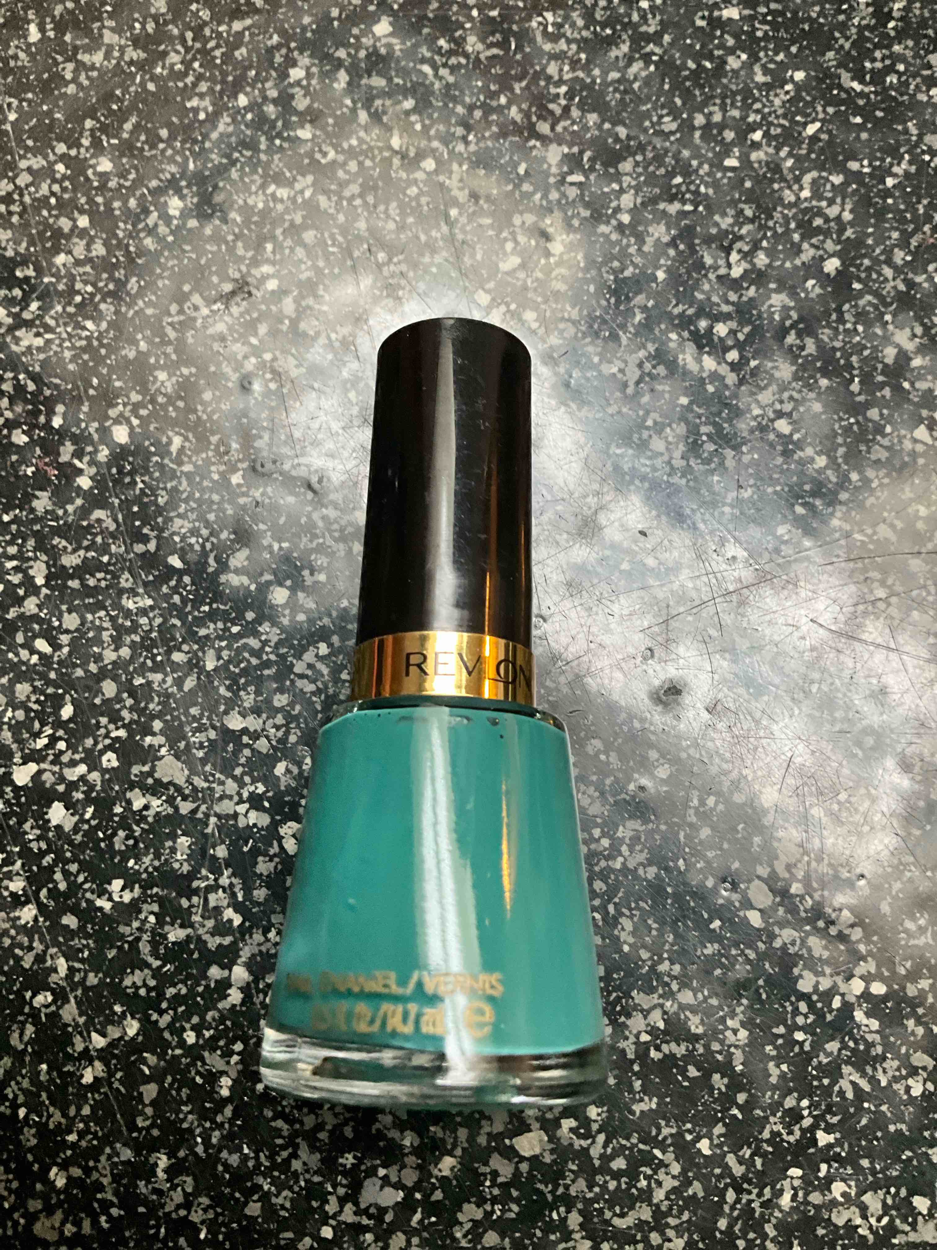 Revlon - Nail Enamel - #590/Trendy 