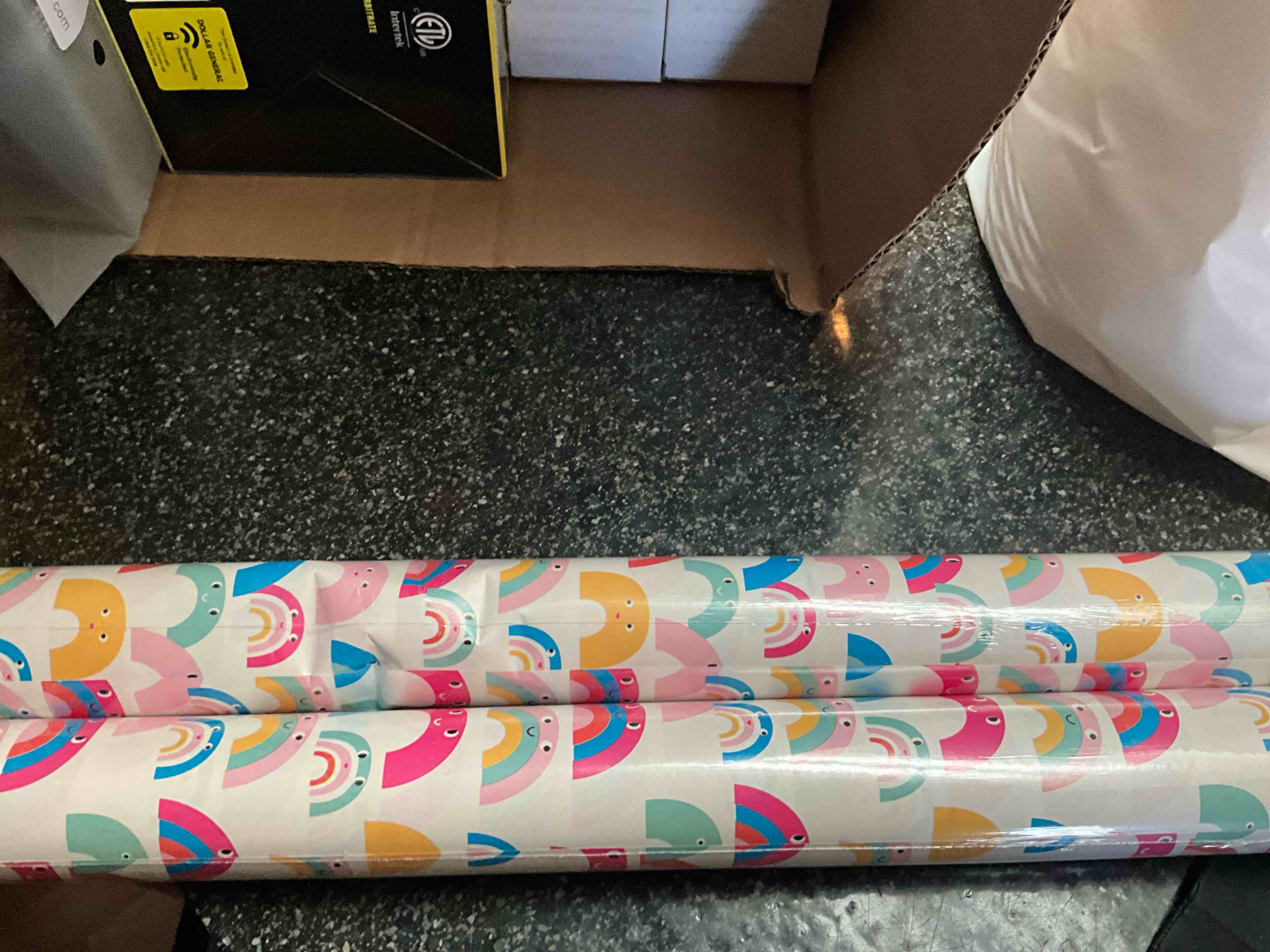20 Sq Ft Gift Wrap - 2.5ft x 2.66yrds