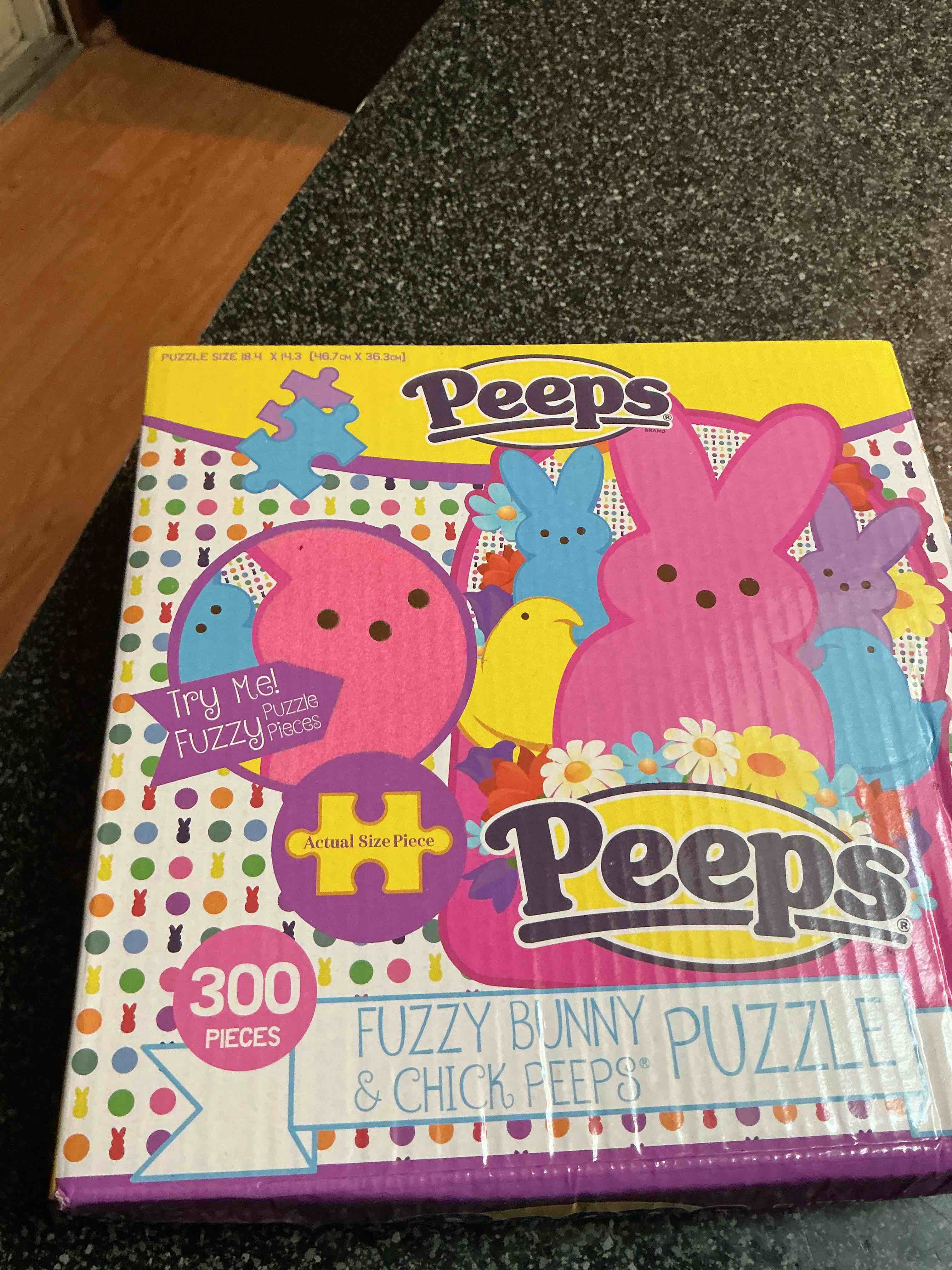 Peeps Puzzle 300 Pieces Fuzzy Bunny & Chick Peeps 