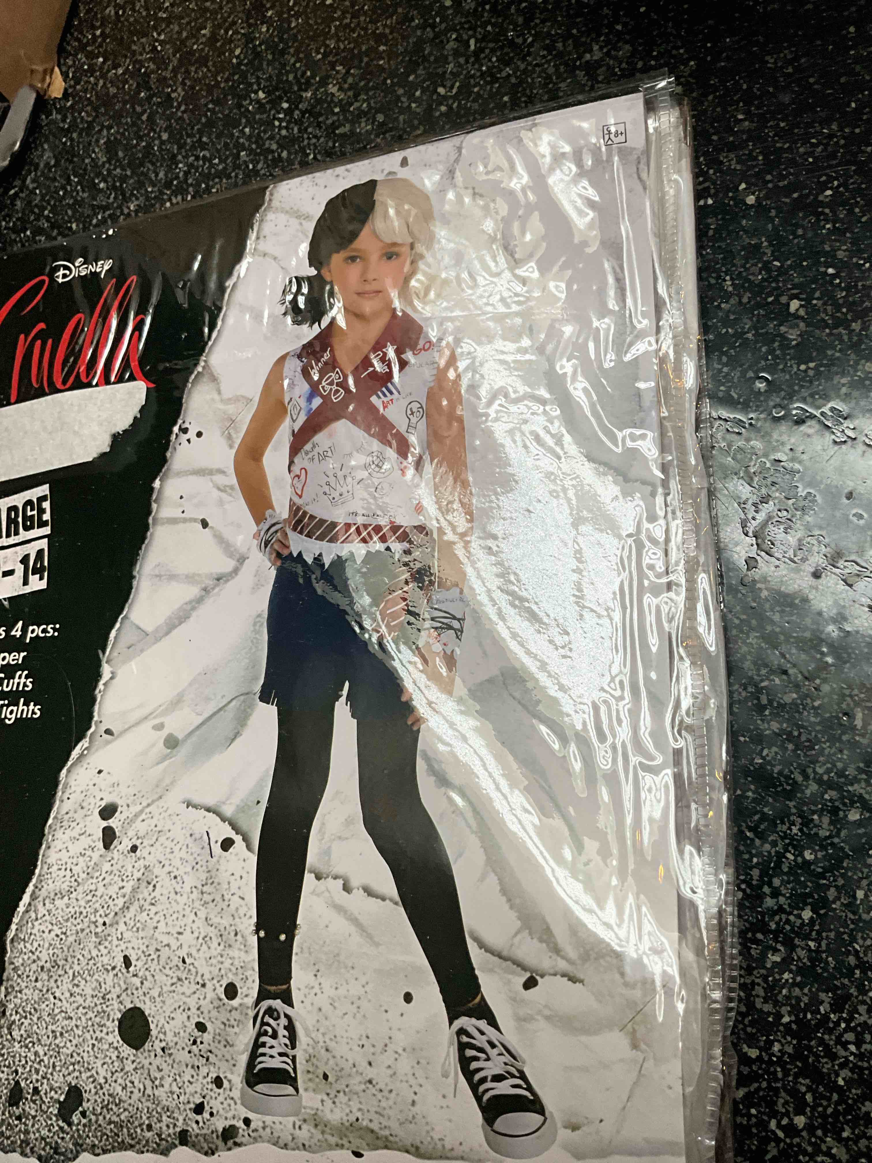 Disney Cruella - 4 pc - size - Kids - L 12/14 
