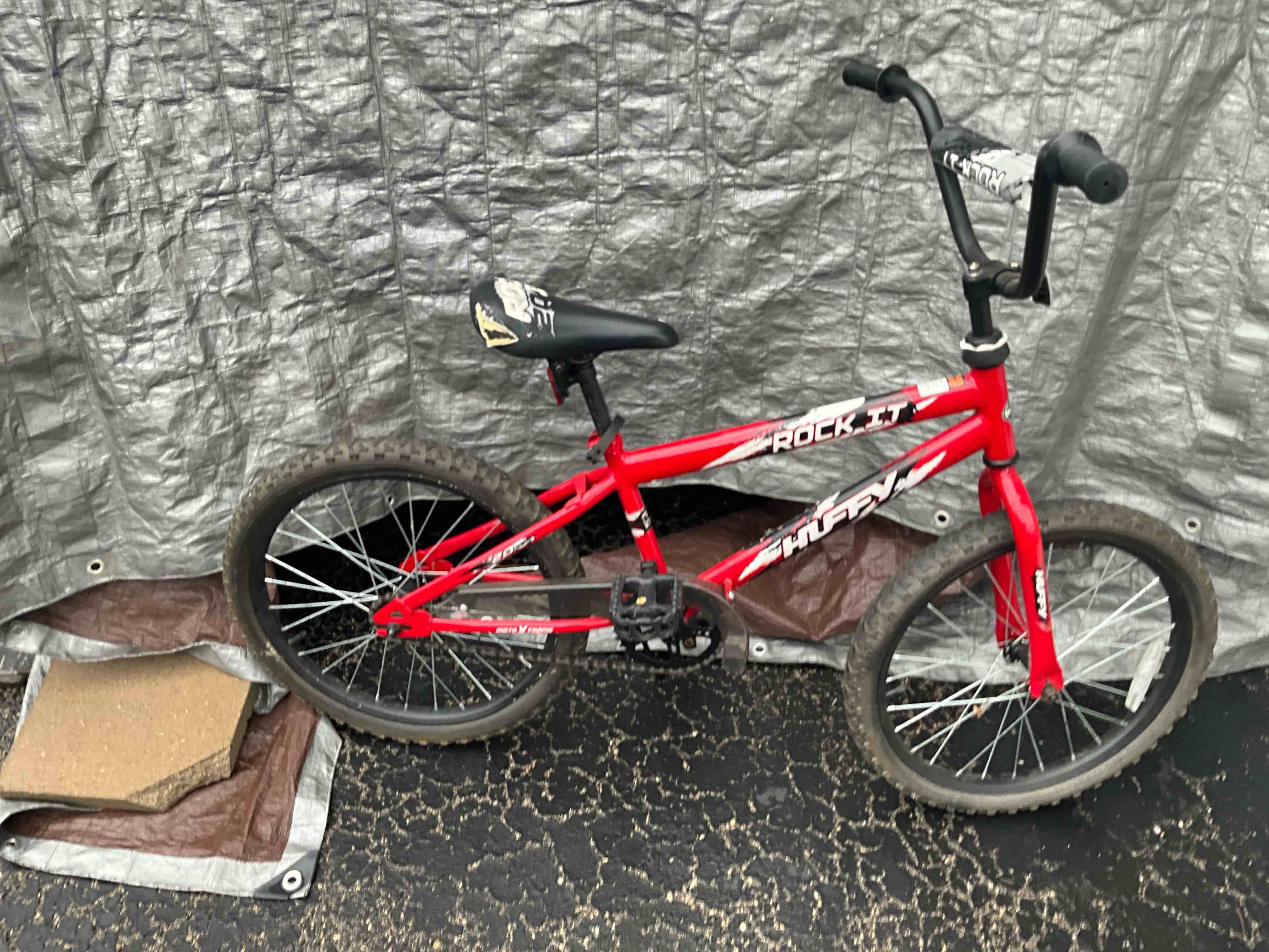 Boy’s - Huffy - Rock It - Moto X Frame - Bike - 20”