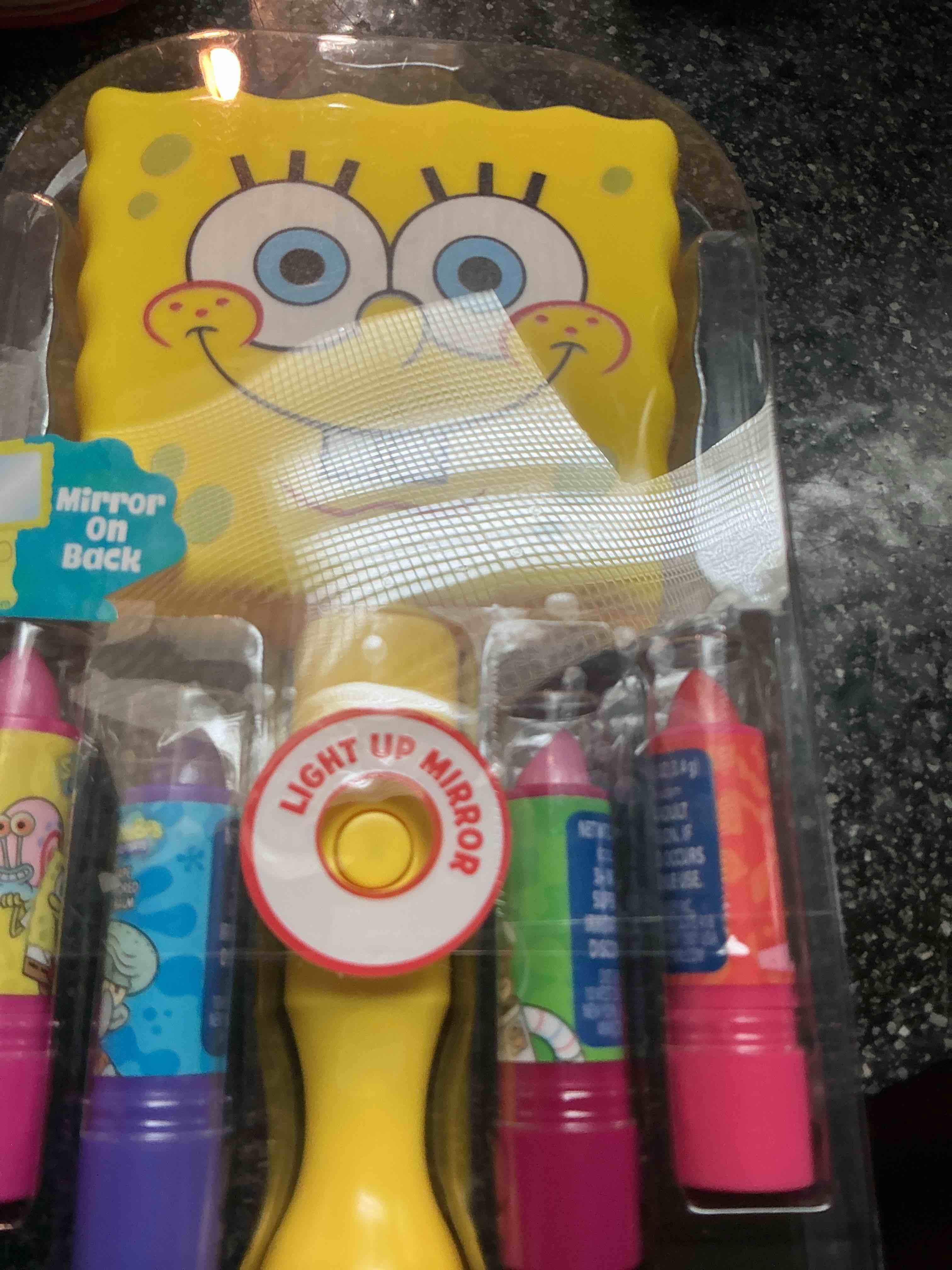 sponge bob  light up mirror with 4 plant based lipgloss