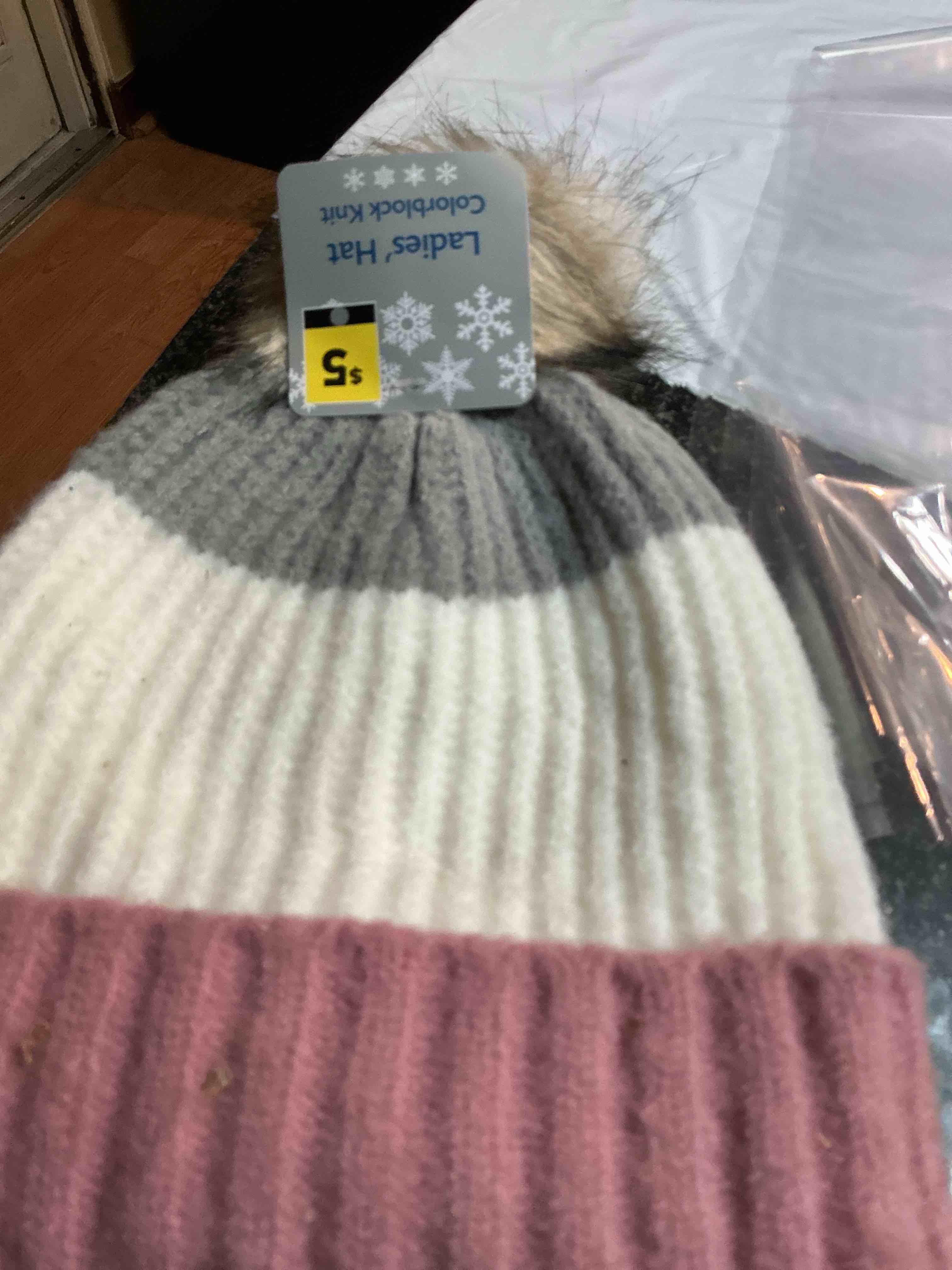 Ladies Hat Color Block Knit 