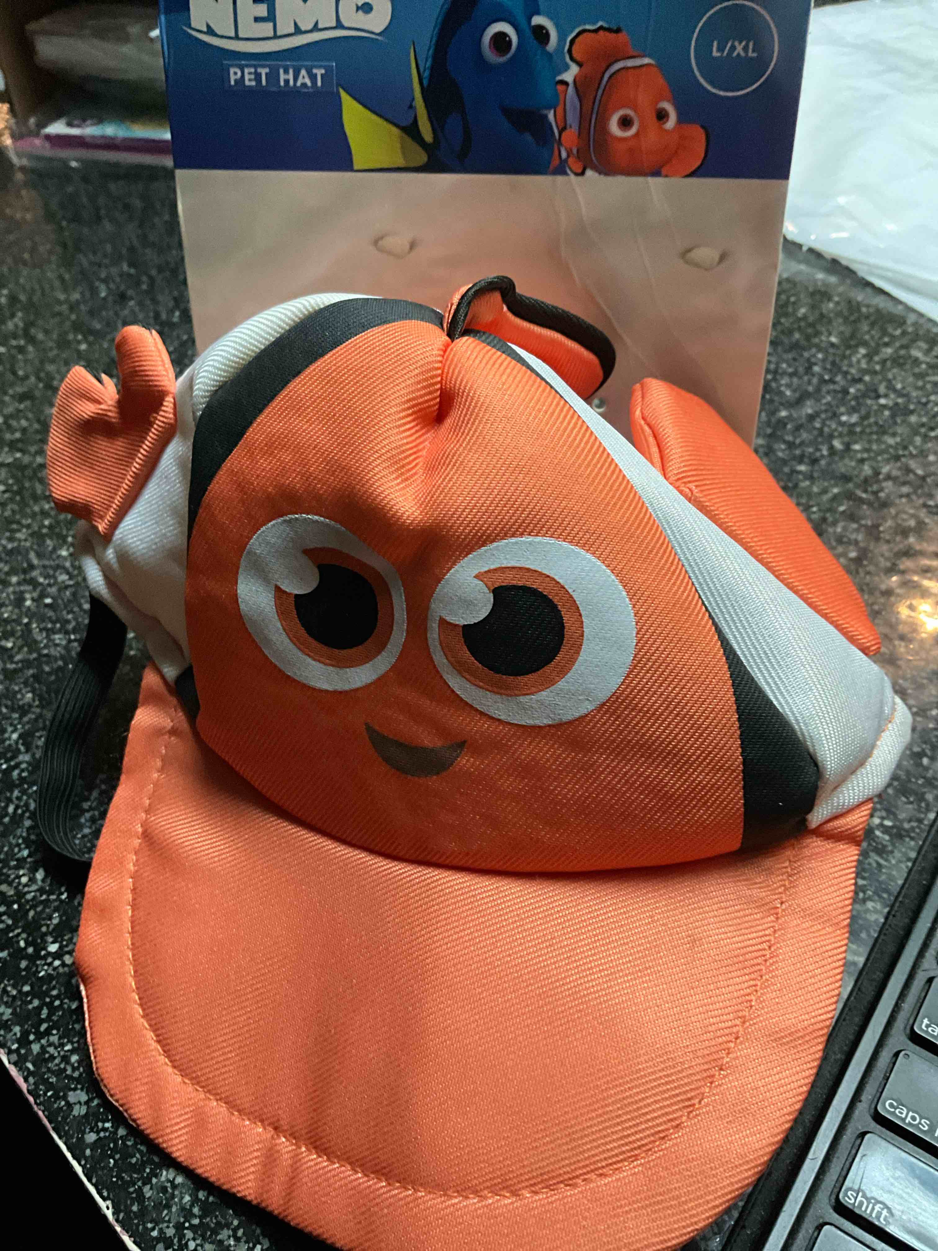 Disney Pixar Finding Nemo - Pet Hat - size - L/XL 