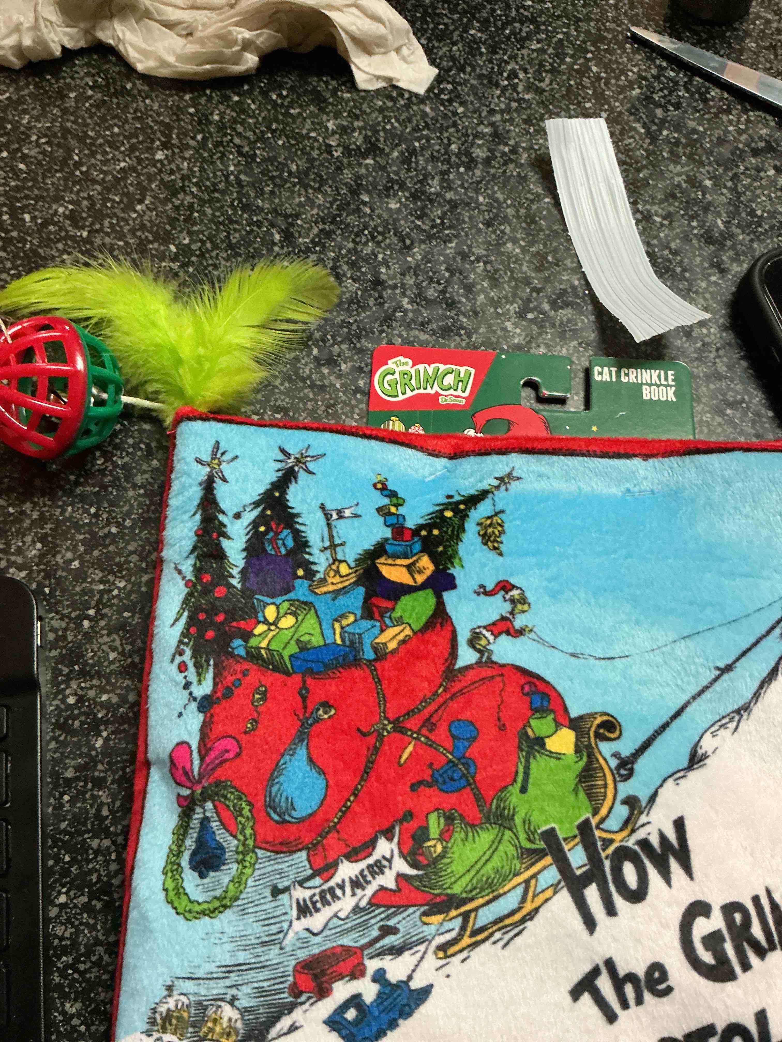 The Grinch Cat Crinkle Book 