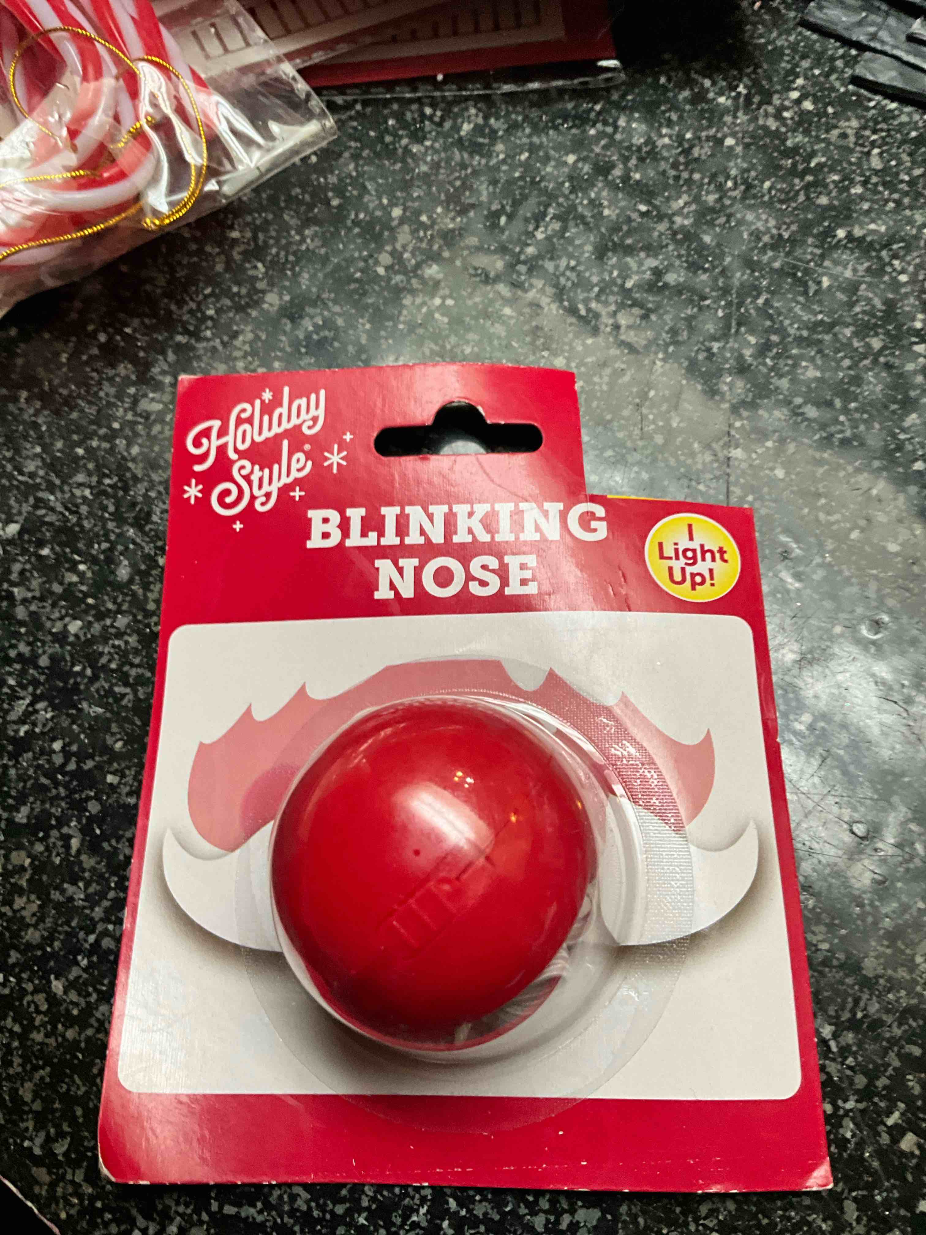 Holiday Style - Blinking Santa Nose 