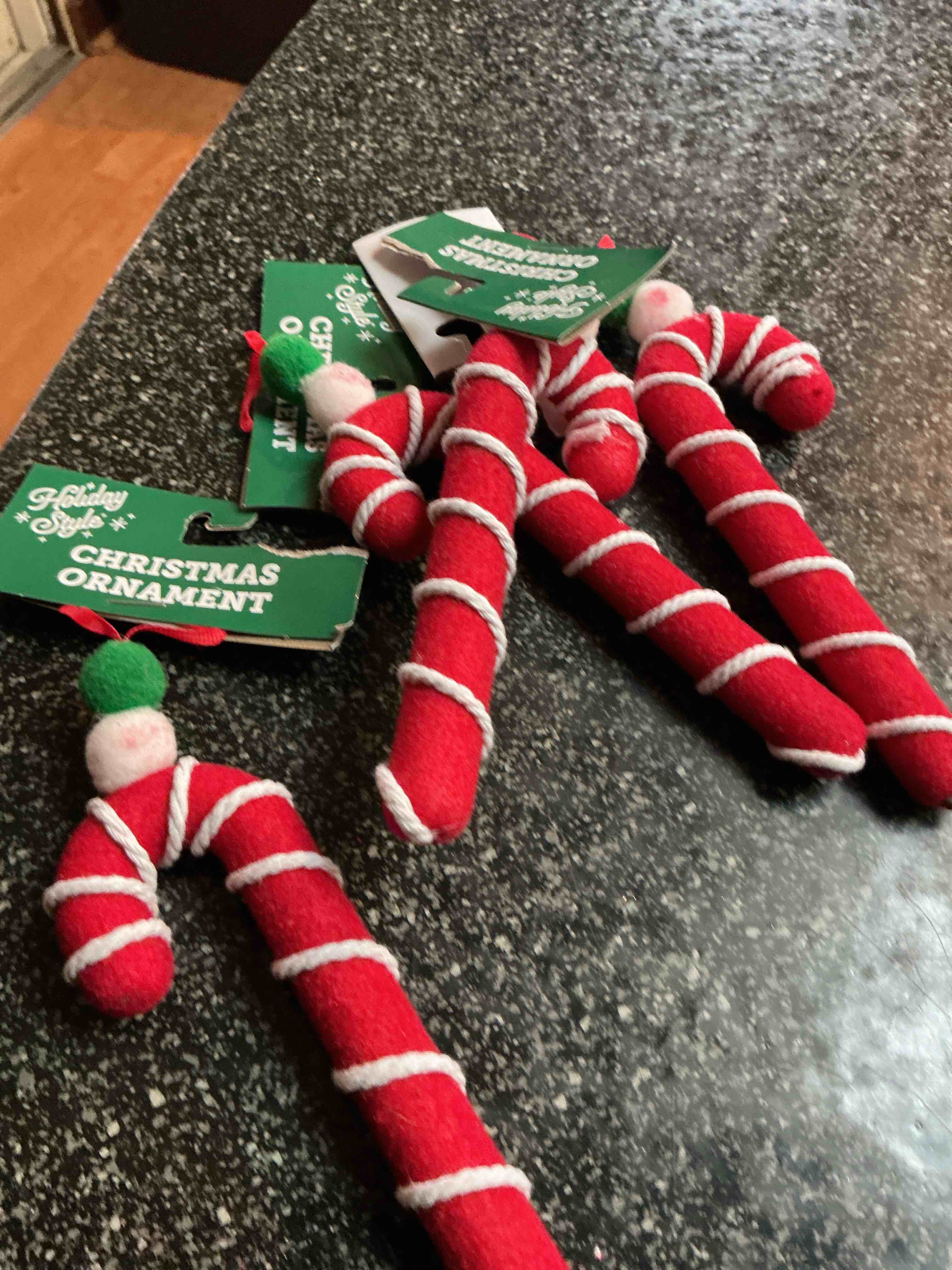 Holiday Style Christmas Ornaments 