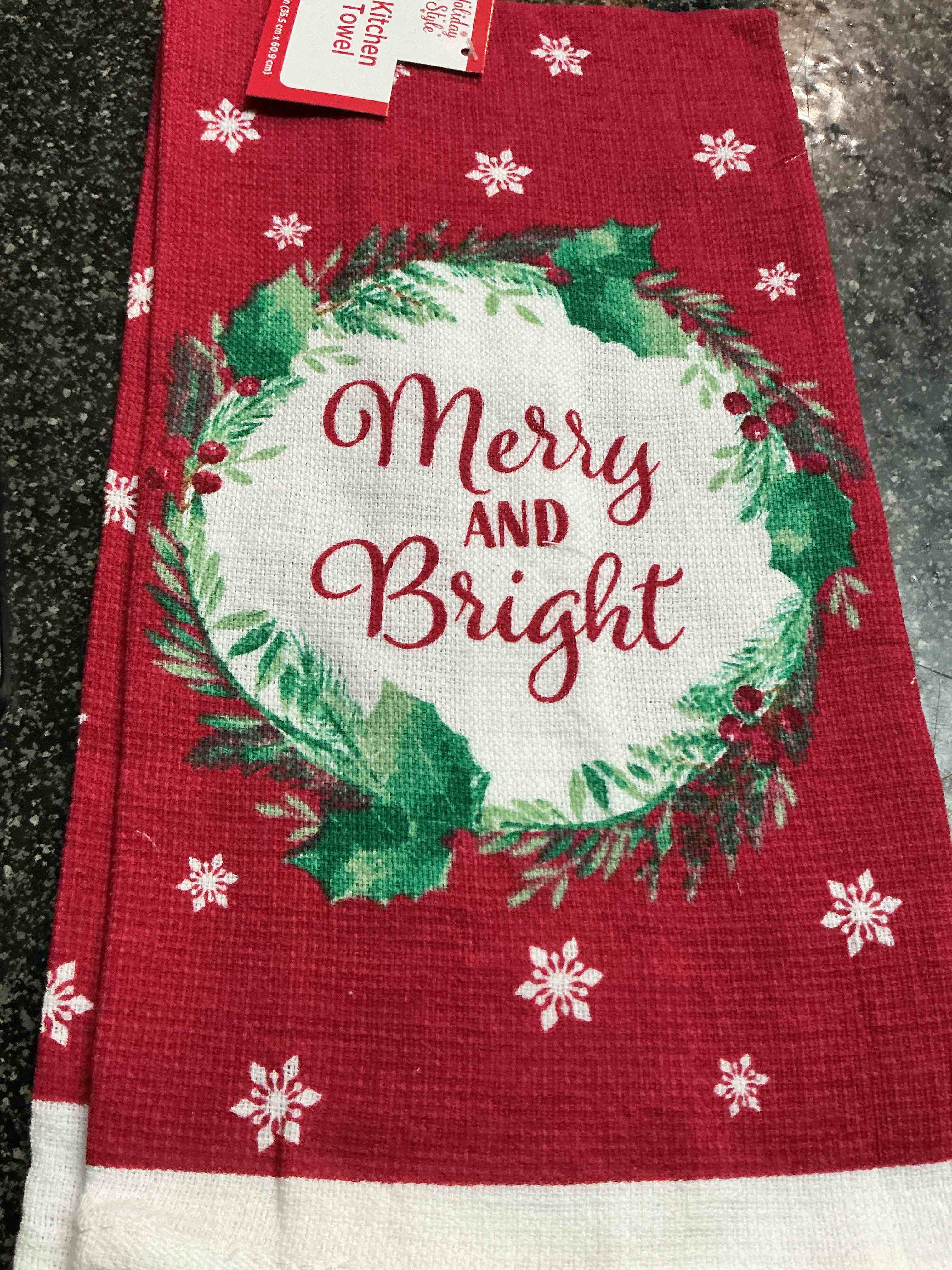 Holiday Style Kitchen Towel 