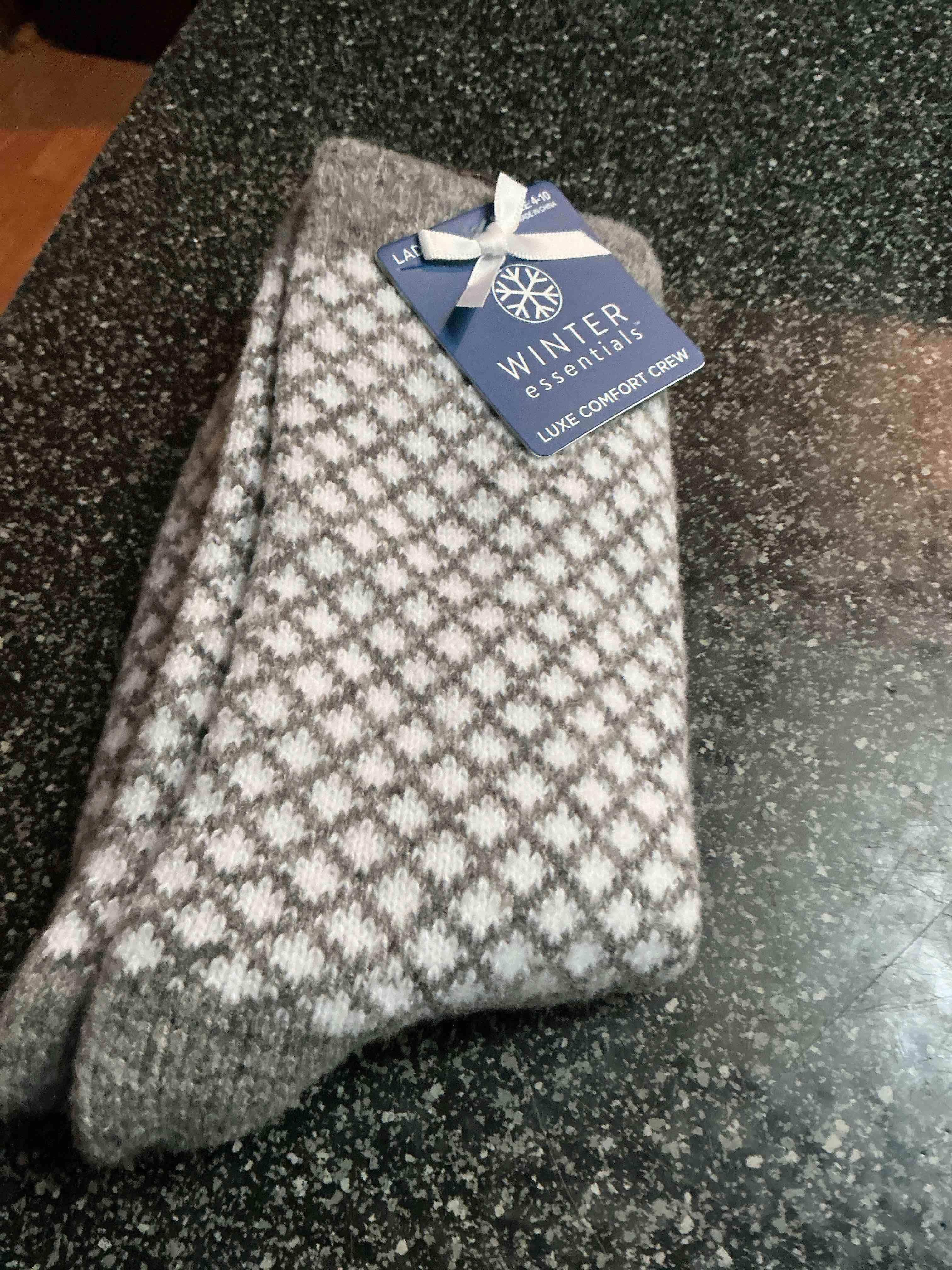 Winter Essentials Luxe Comfort Crew Socks