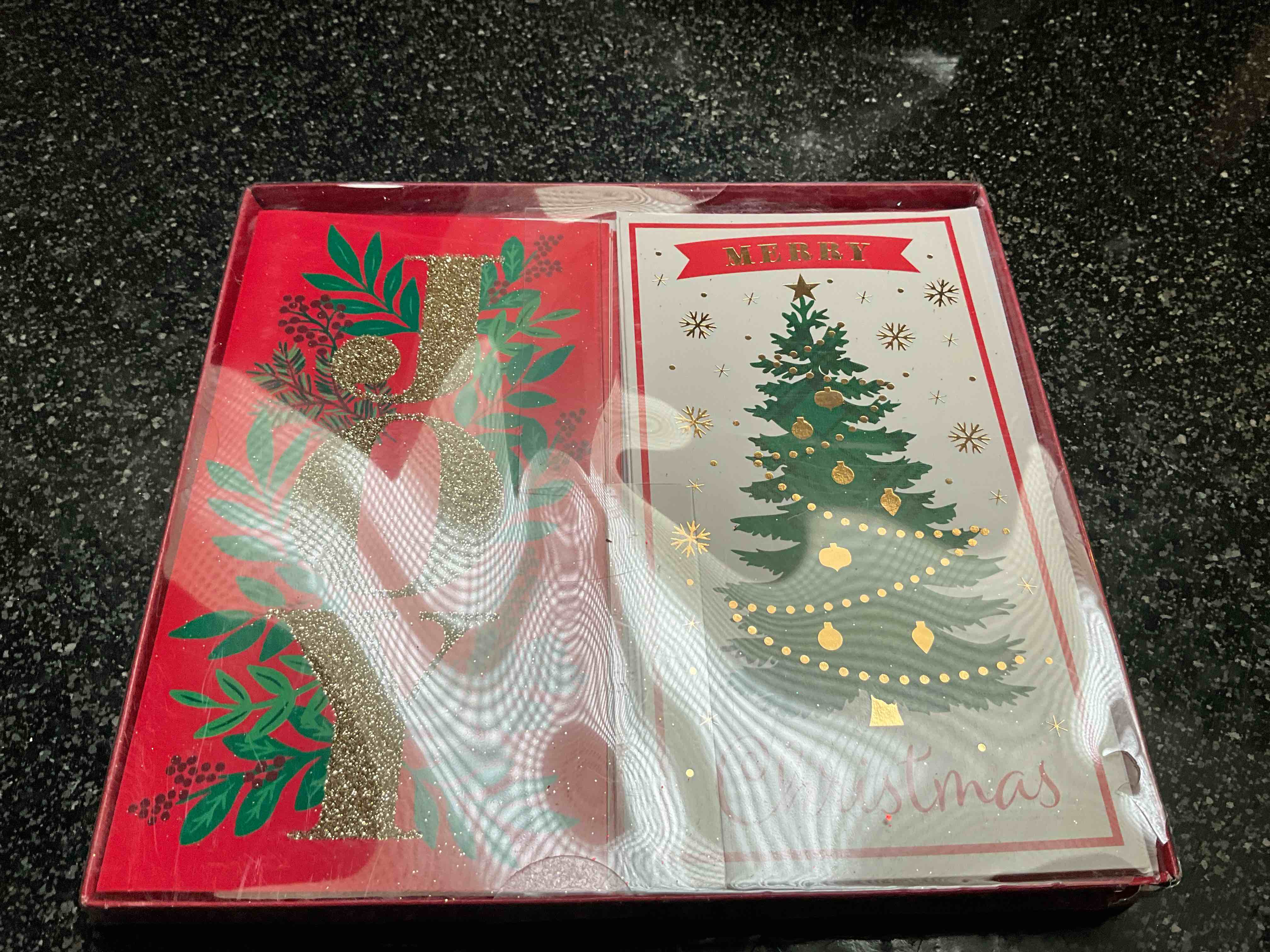 Holiday Style - Christmas Cards with Envelopes - 8 count 