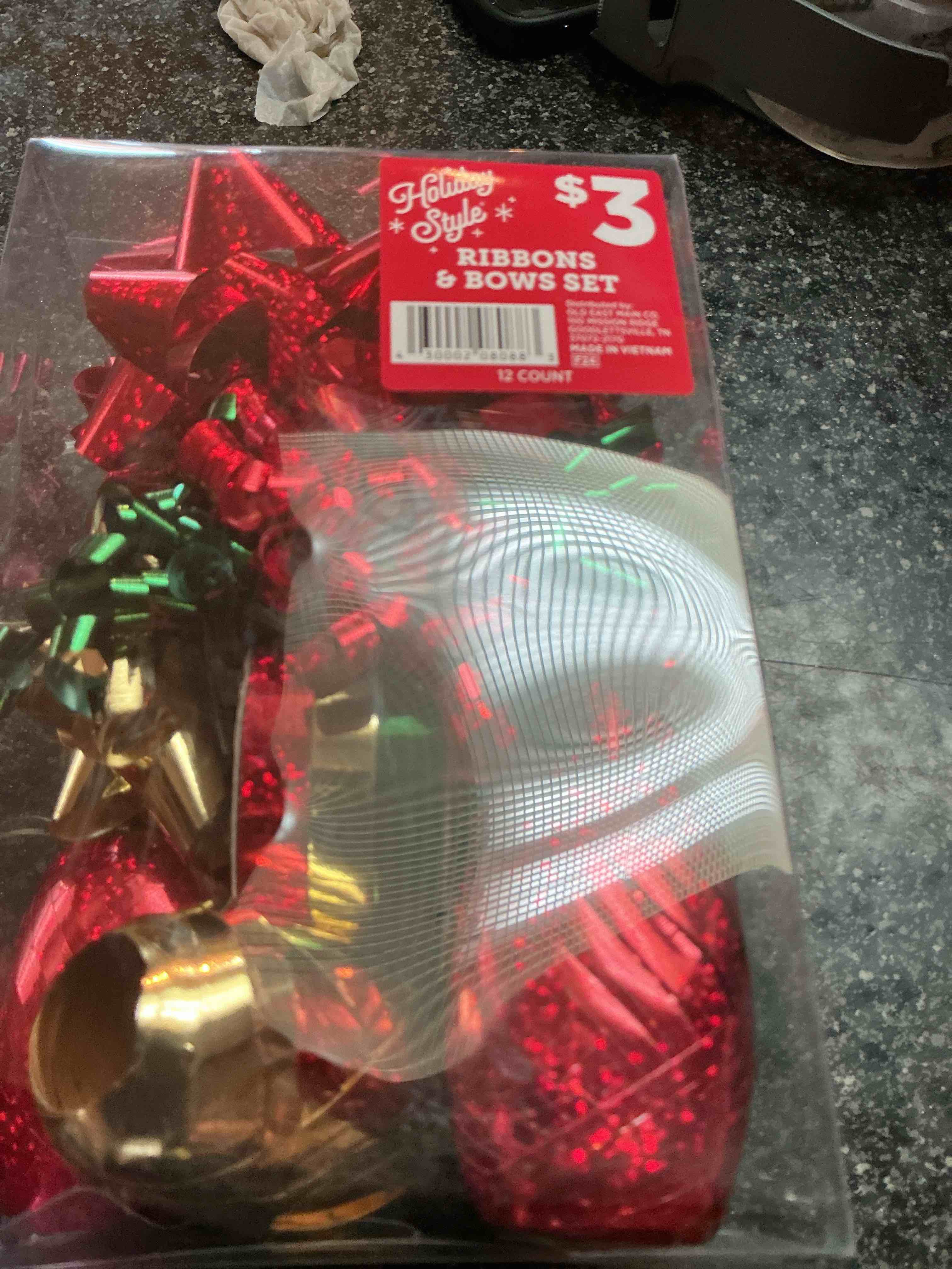 Holiday Style Ribbons & Bow Set