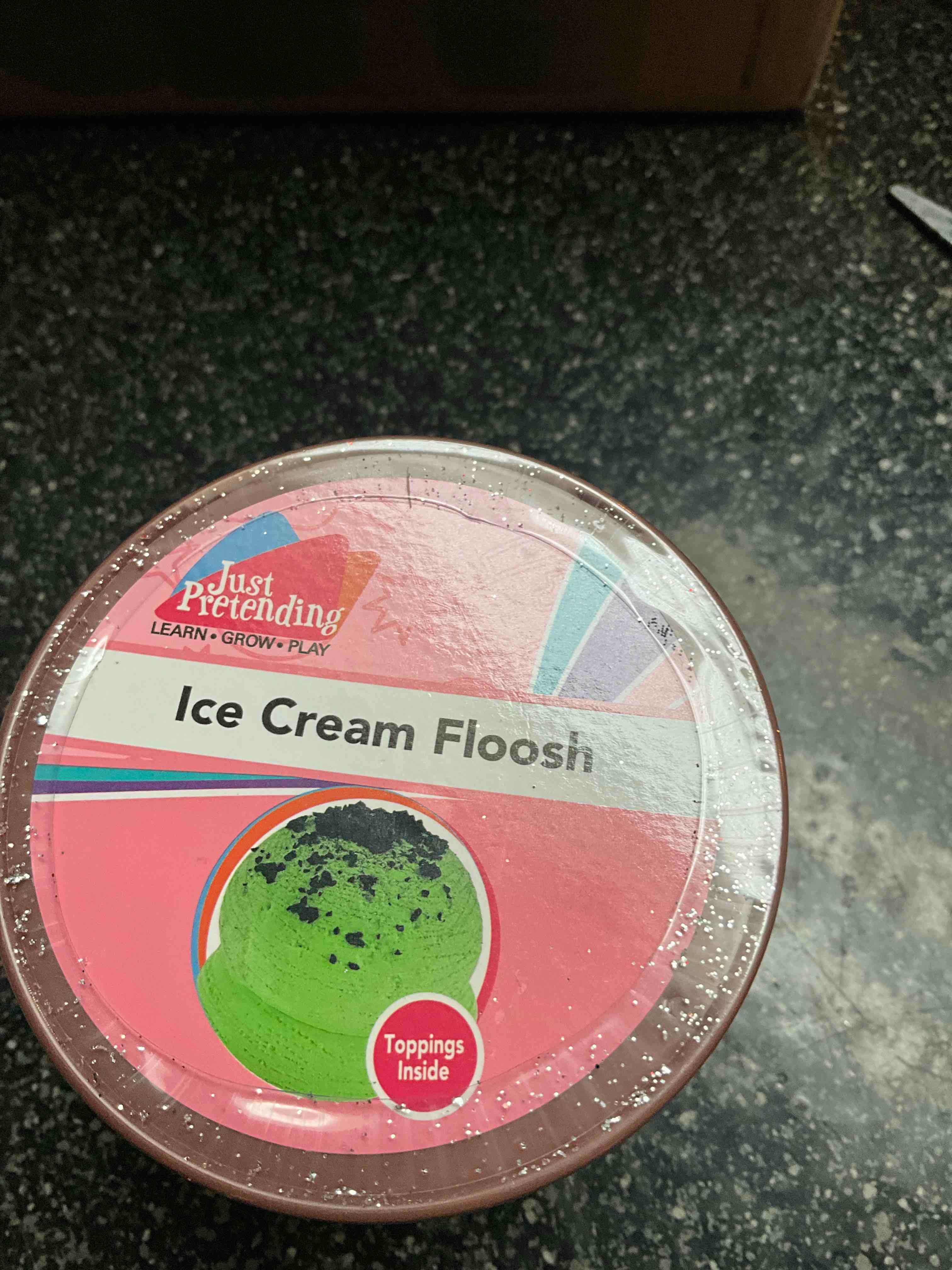 Just Pretending - Ice Cream Floosh + toppings