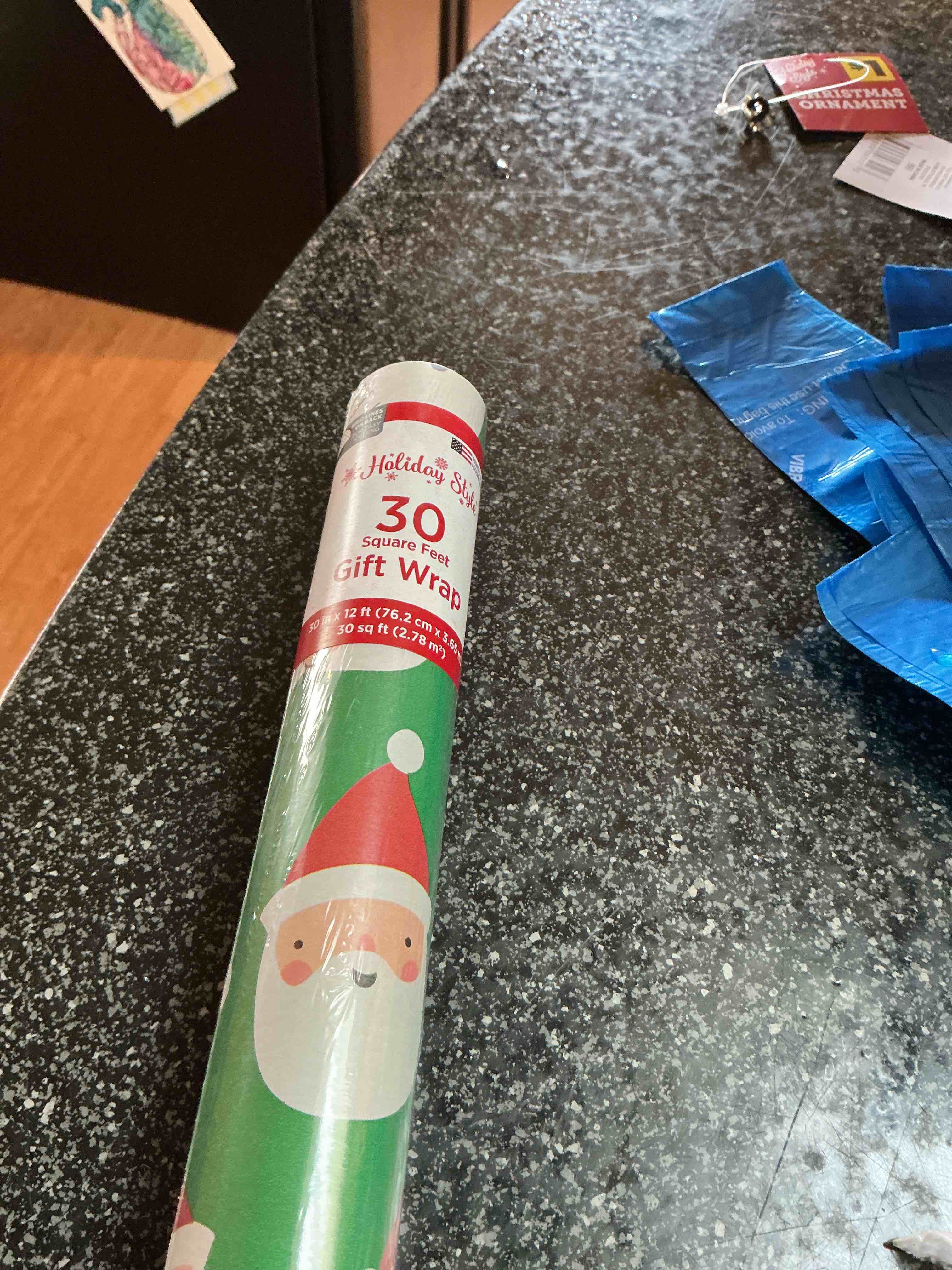 Holiday Style 30 Square Ft. - Gift Wrap