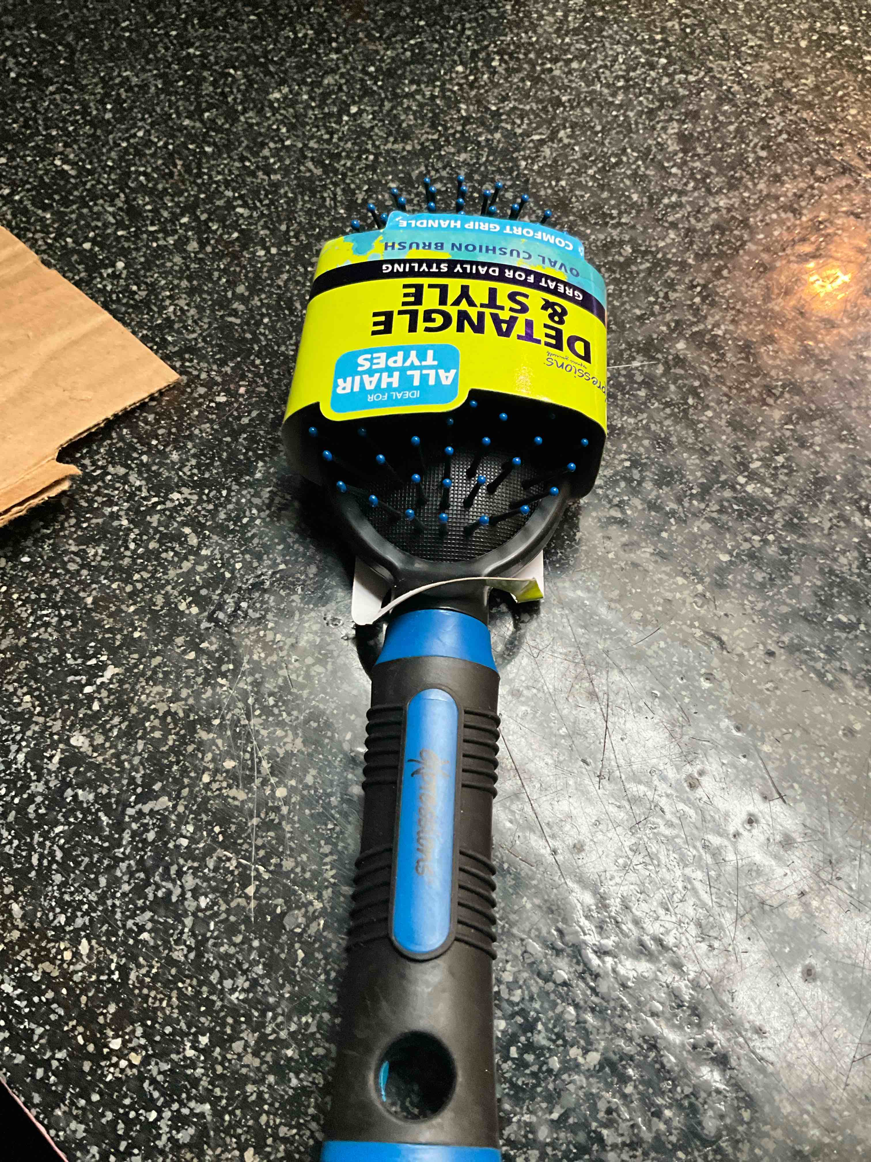 Expressions - Detangle & Style - Oval Cushion Brush 