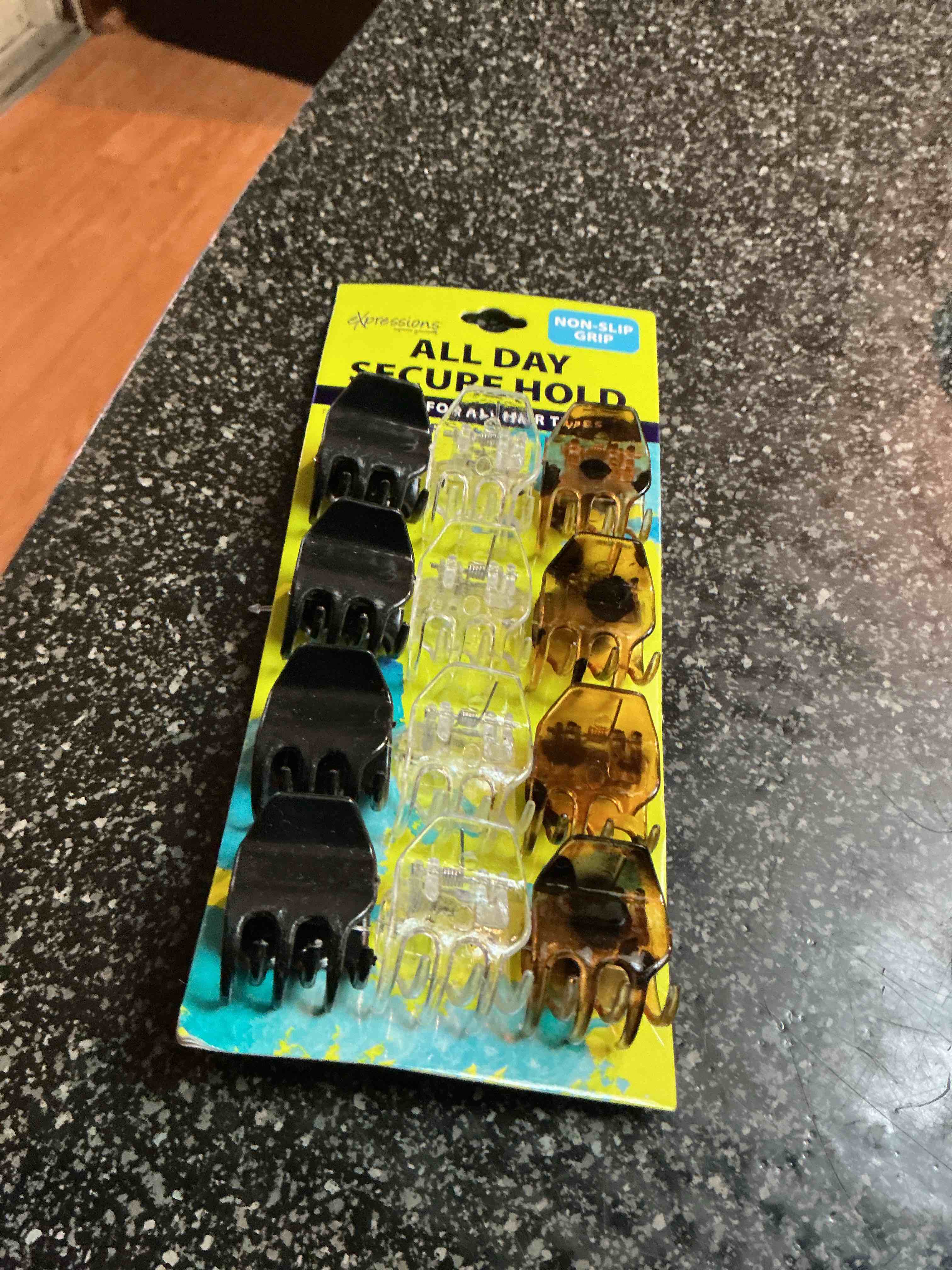 Expressions All Day Secure Hold 12 Hair Clips