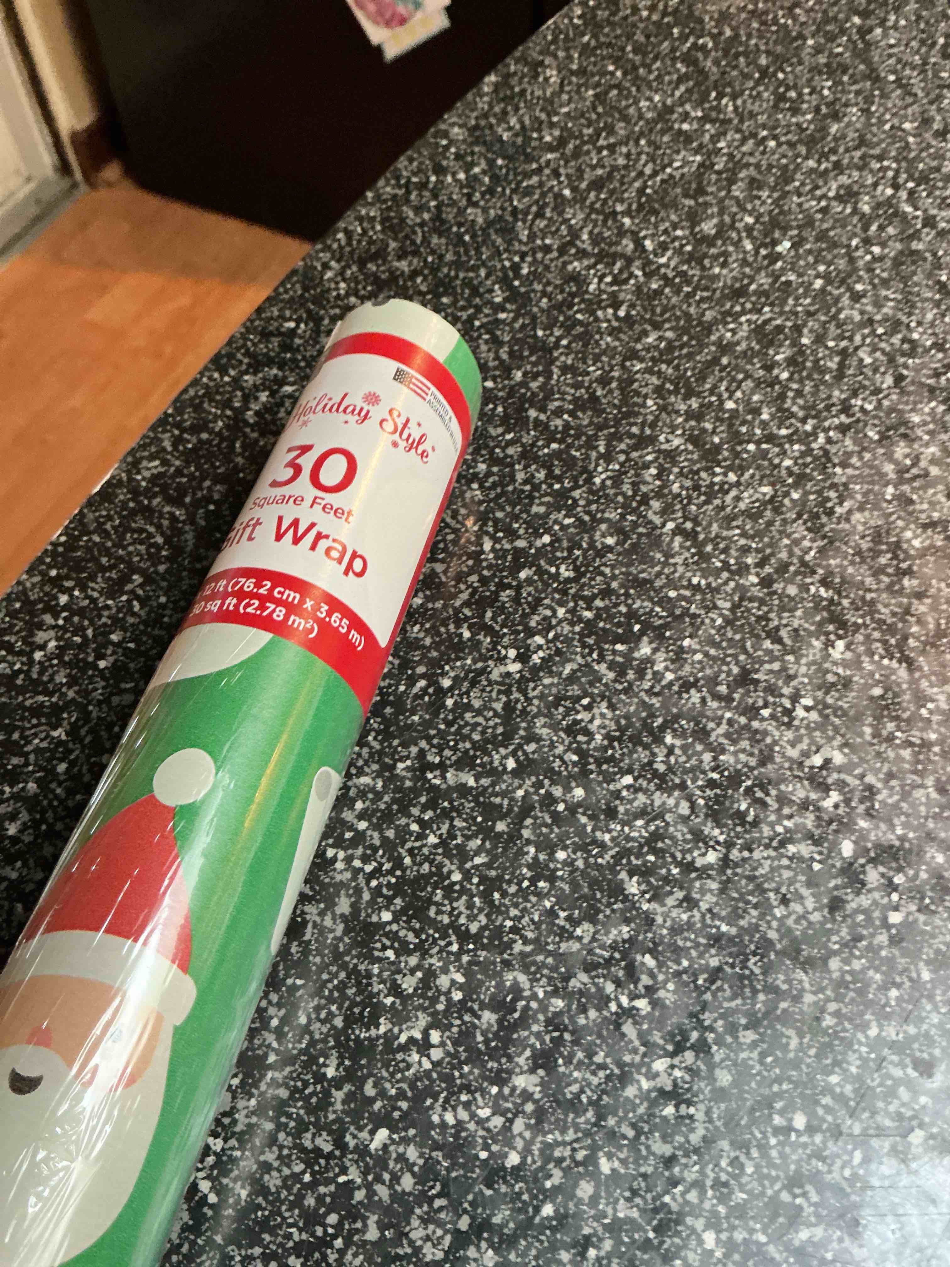 Holiday Style 30 Sq. Ft. gift Wrap