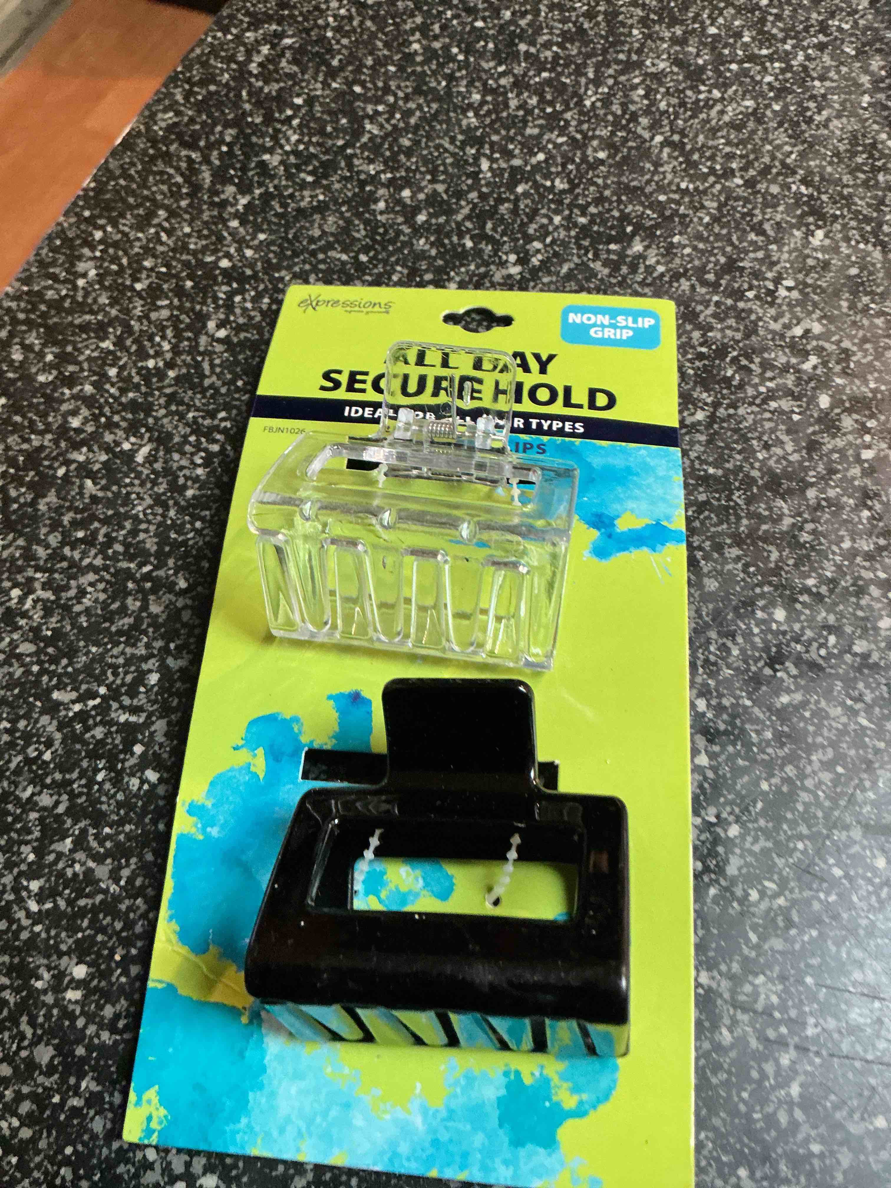 Expressions All Day Secure Hold Non-Slip Grip 