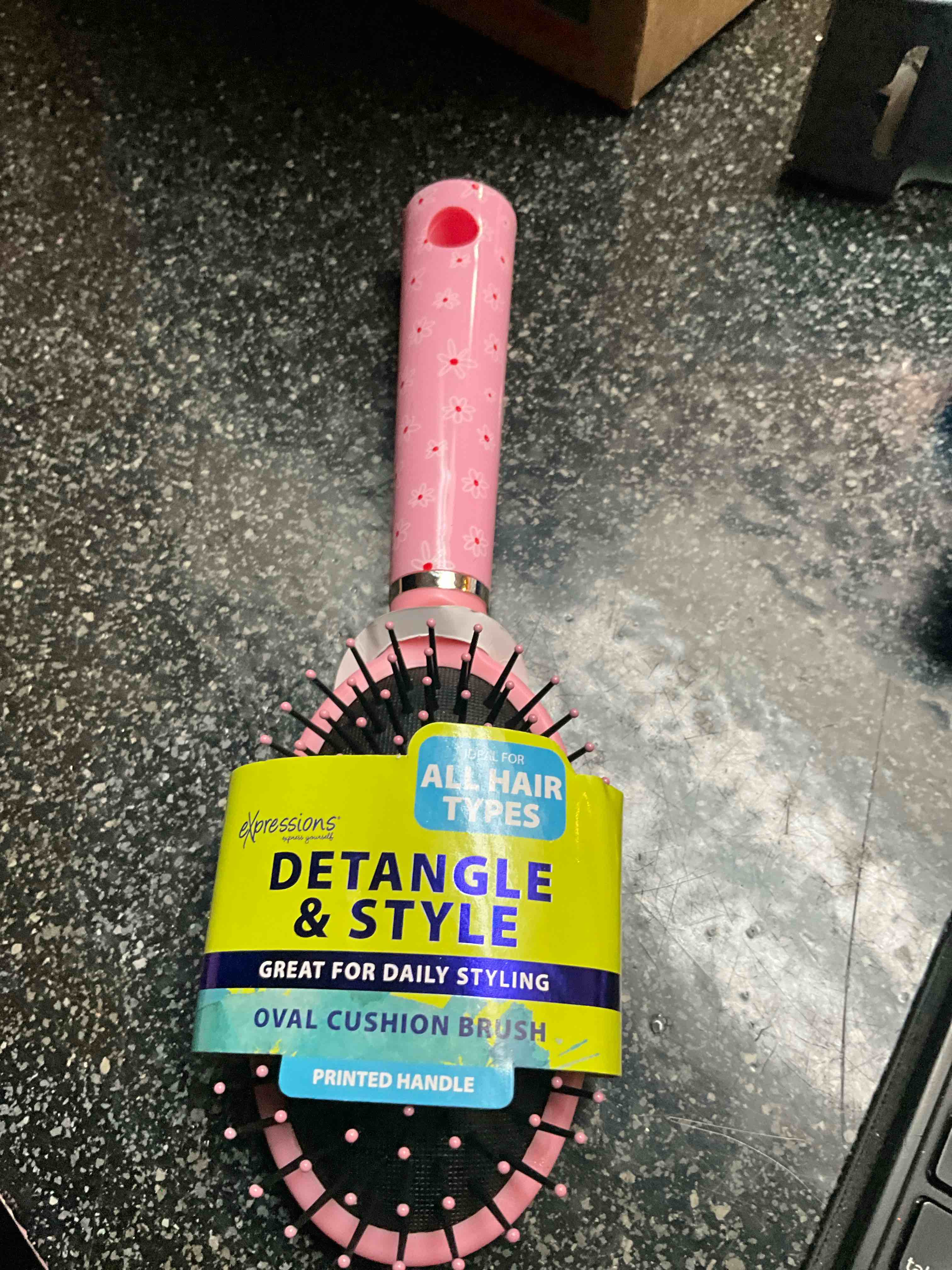 Expressions - Detangle & Style - Oval Cushion Brush 