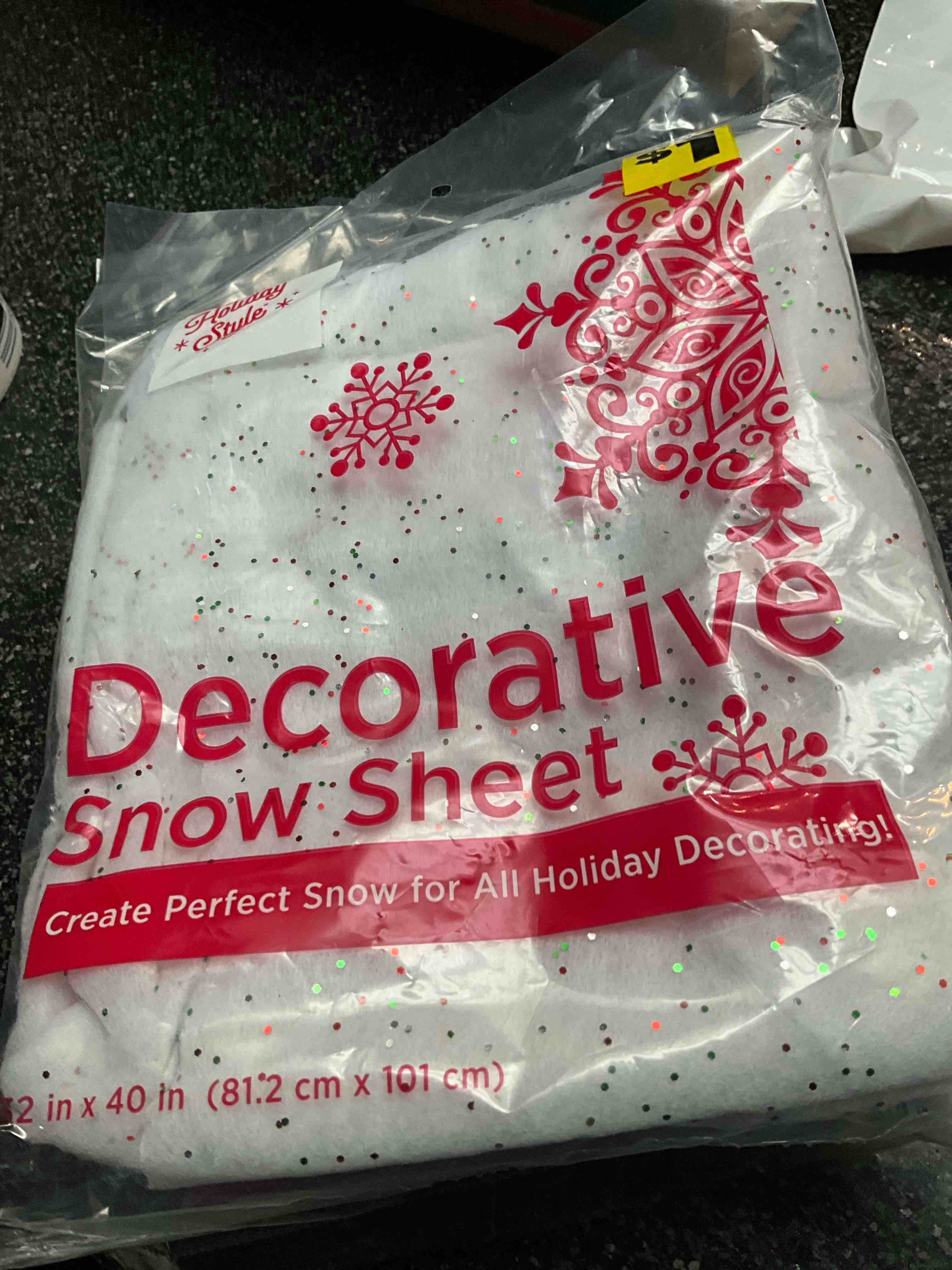 Decorative Snow Sheet - 32 x 40