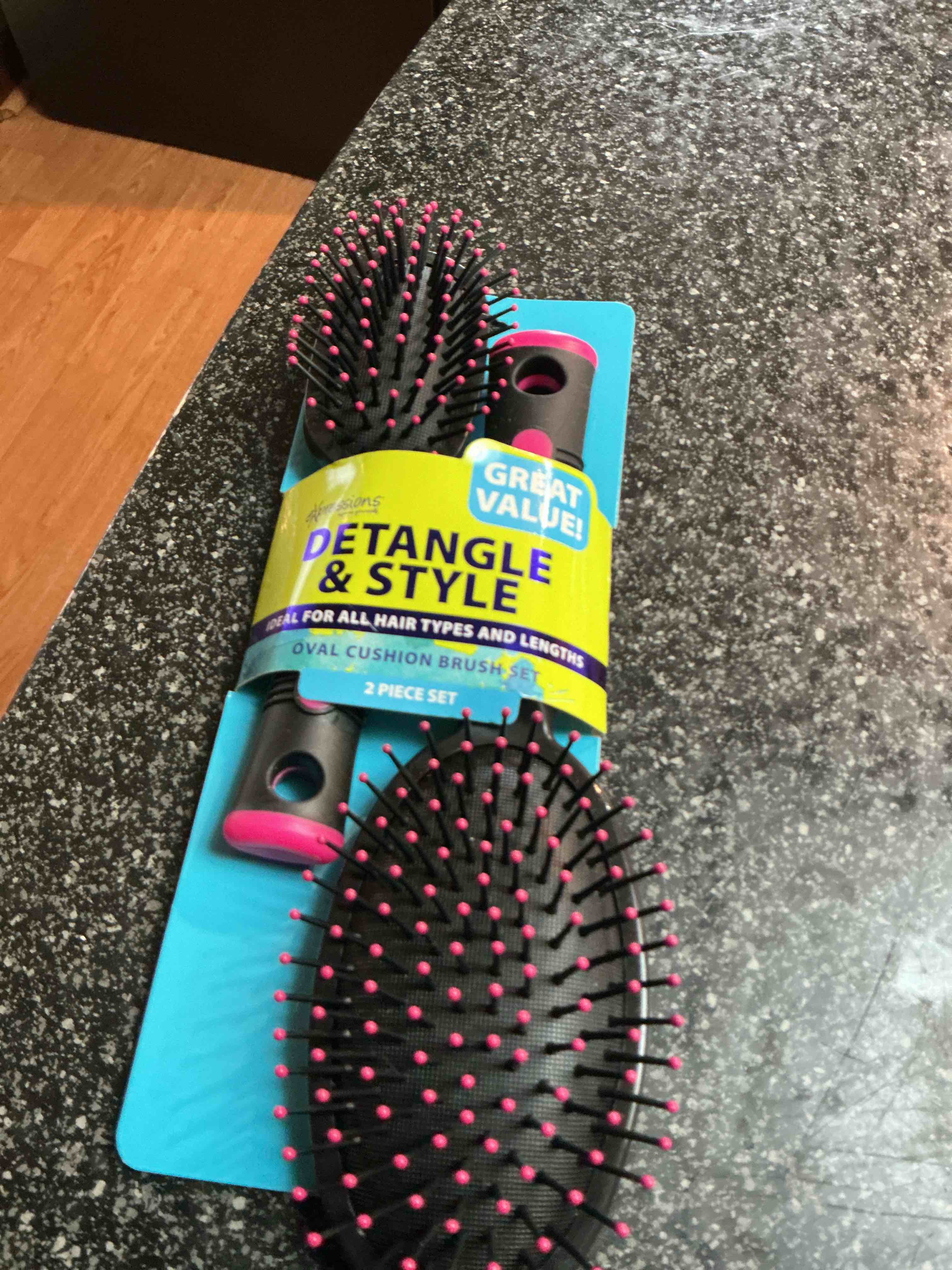 Expression Detangle & Style 2 Piece Set 