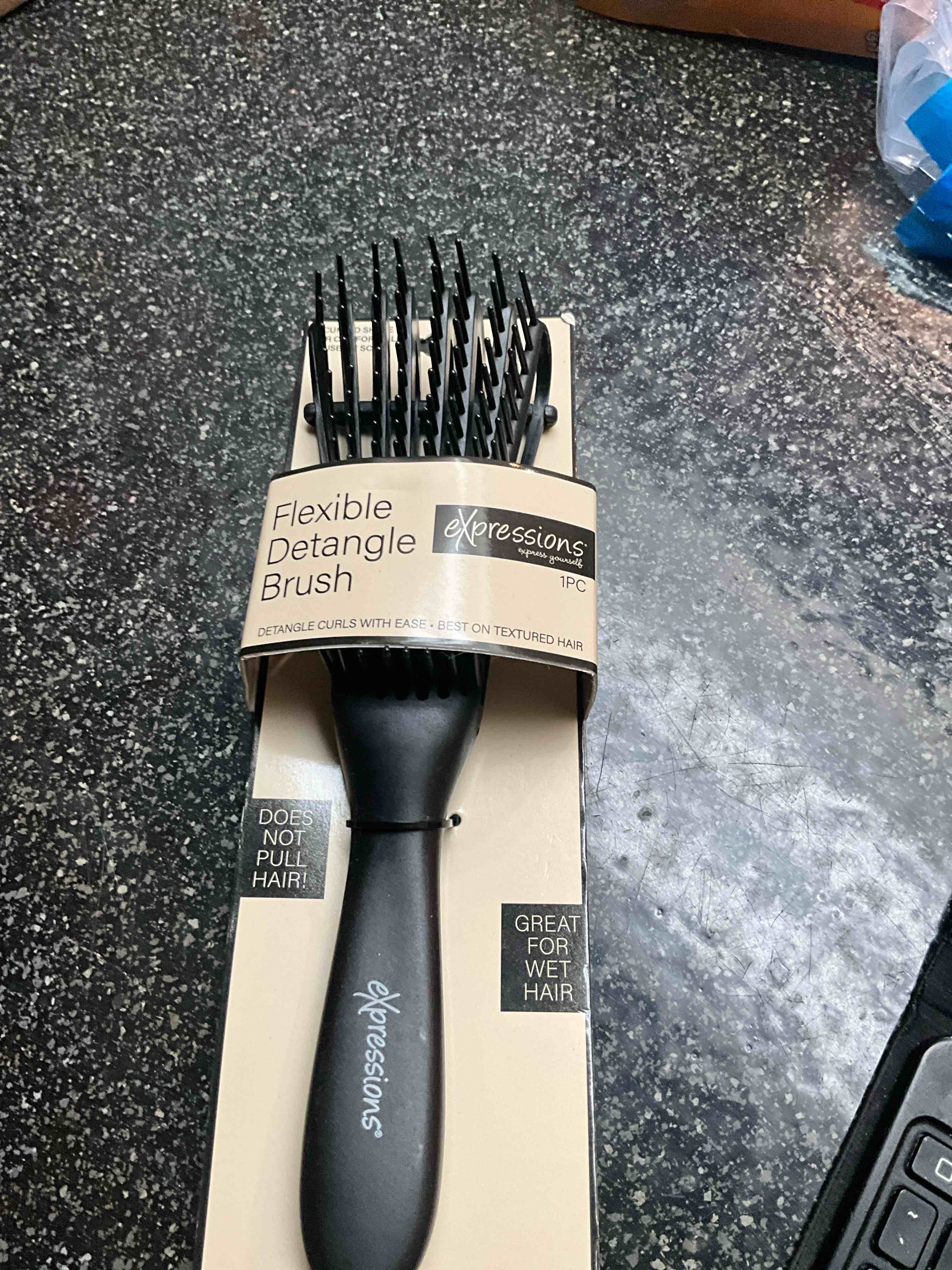 Expressions - Flexible Detangle Brush - Great for Wet Hair