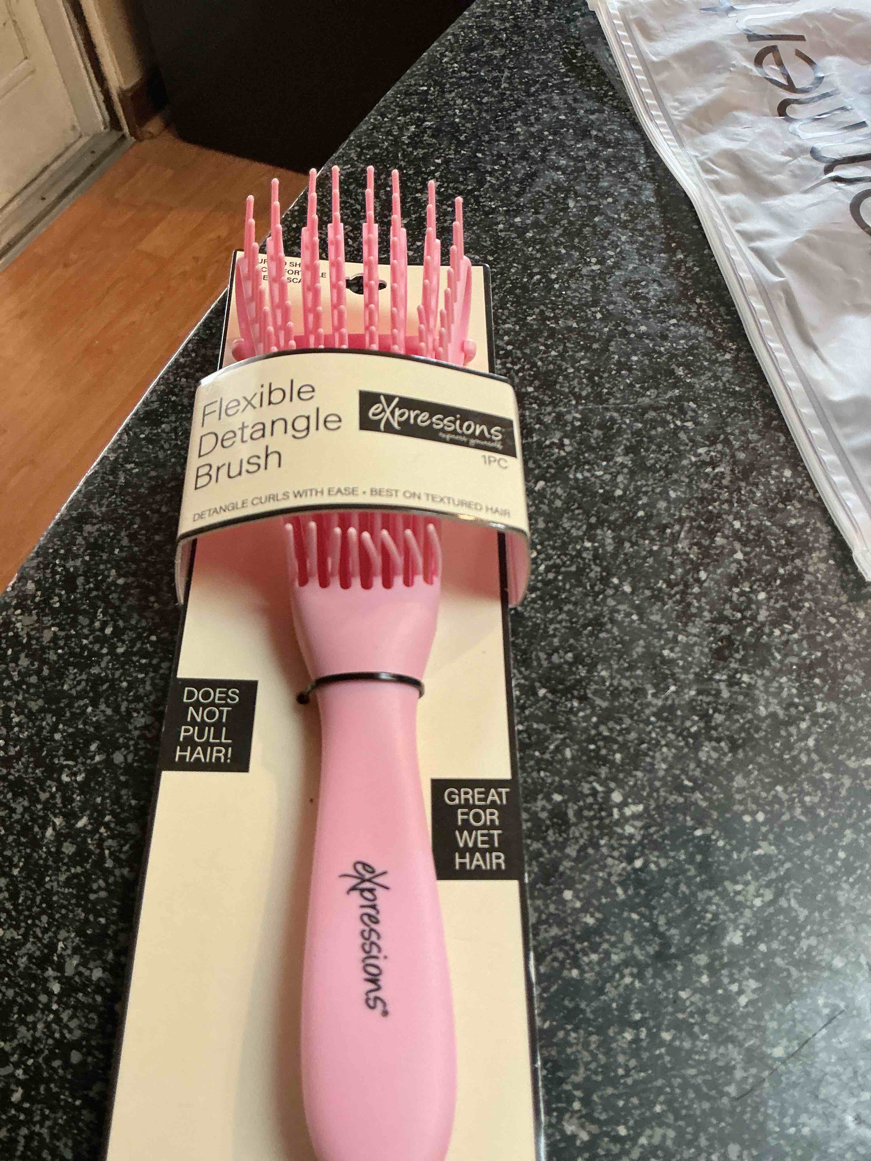 Expression Flexible Detangle Brush Great For Wet Hair