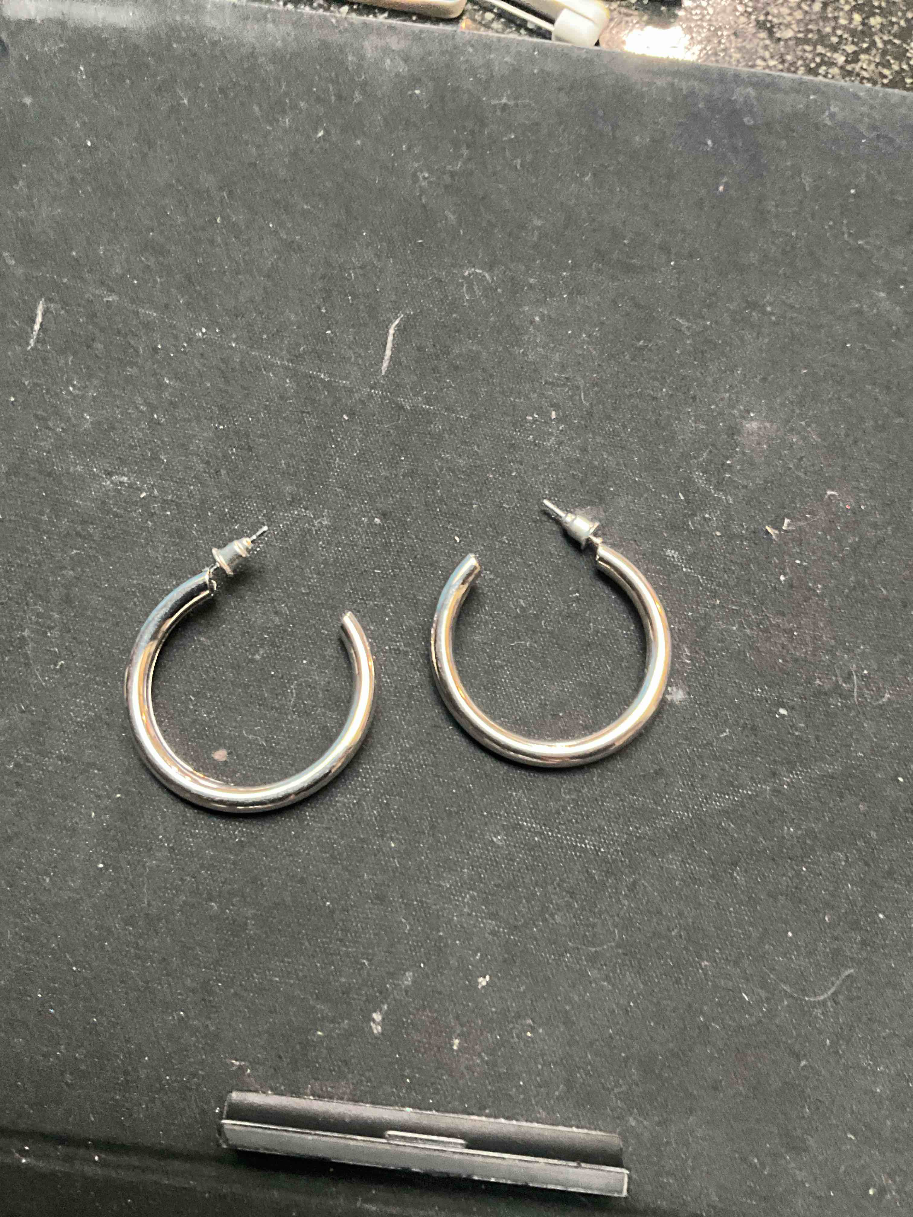 Condition photo showing New/Like New for Silver Hoop Earrings 