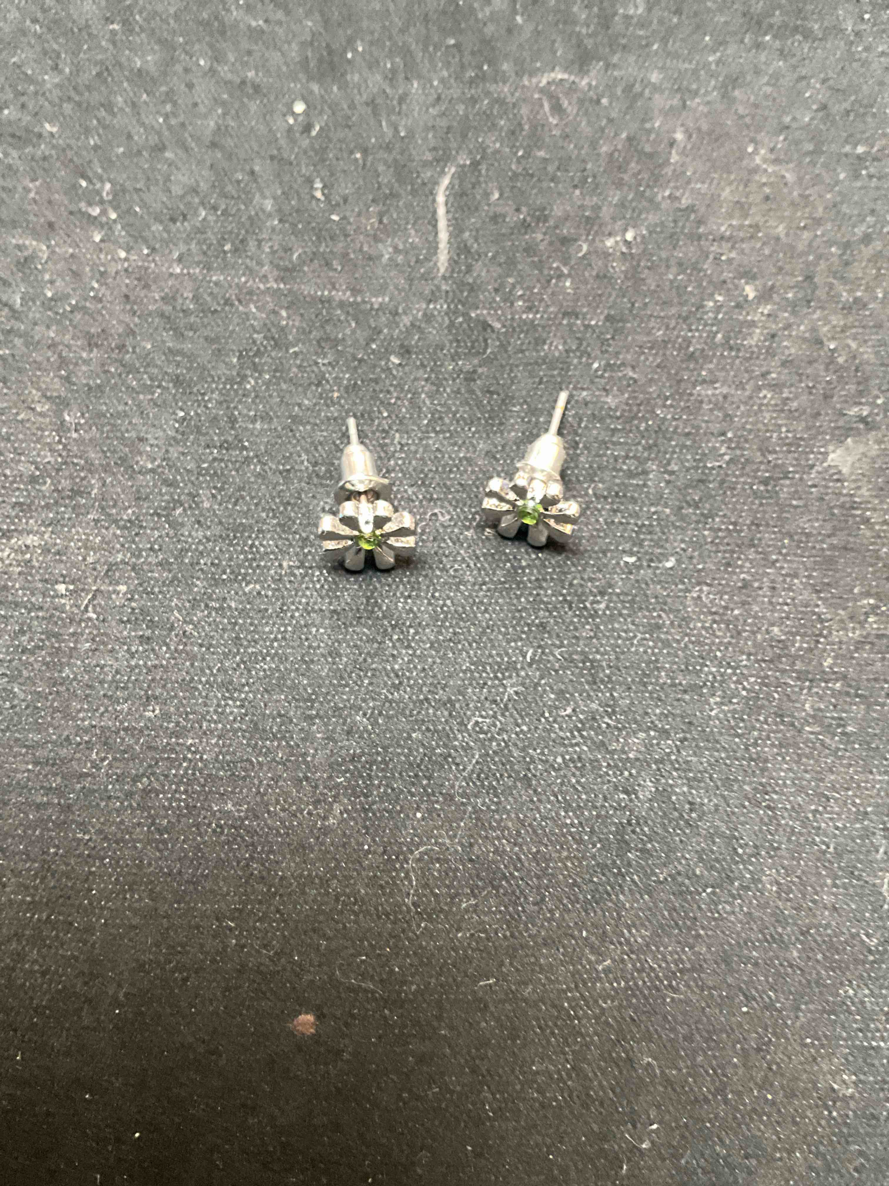 Silver - Flower Earrings 