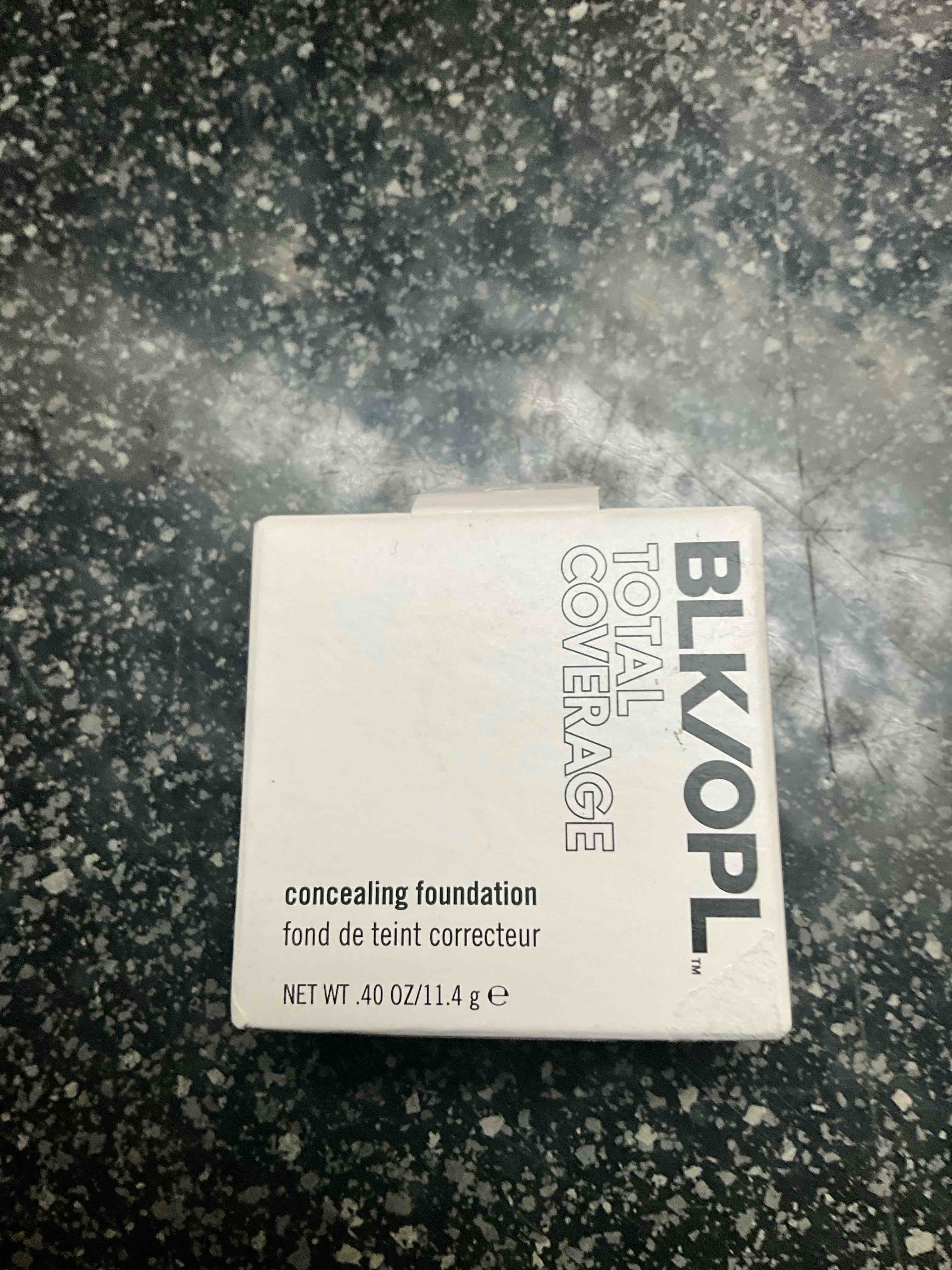 BLK/OPL Total Coverage - Concealing Foundation #520 