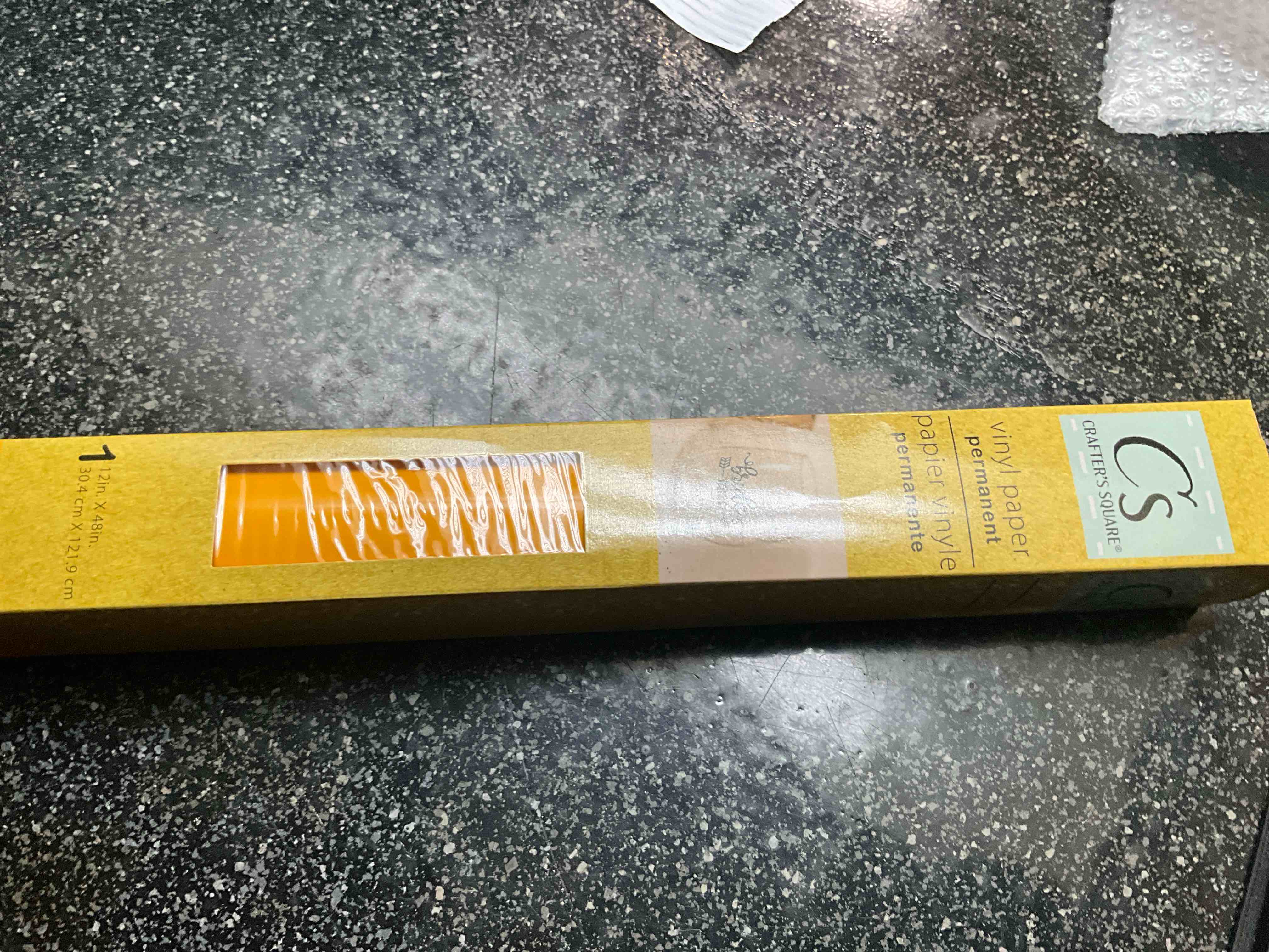 Crafters Square - Vinyl Paper - Permanent - 12 x 48 - Yellow 