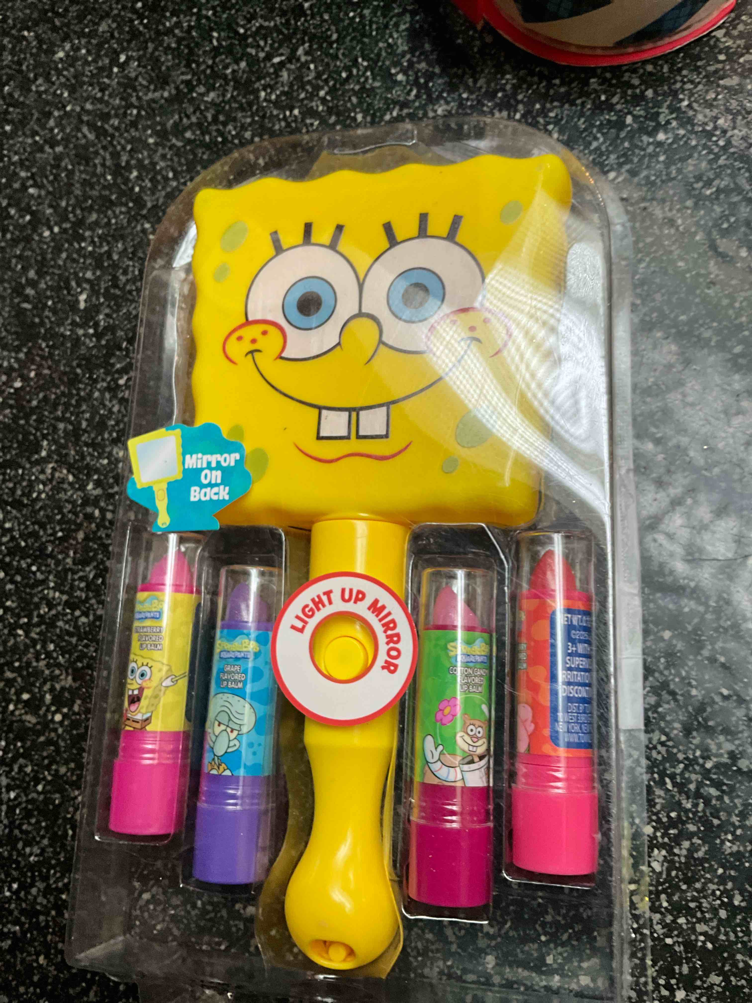 Sponge Bob - Lighted Mirror & 4 Plant Based Lip Gloss 