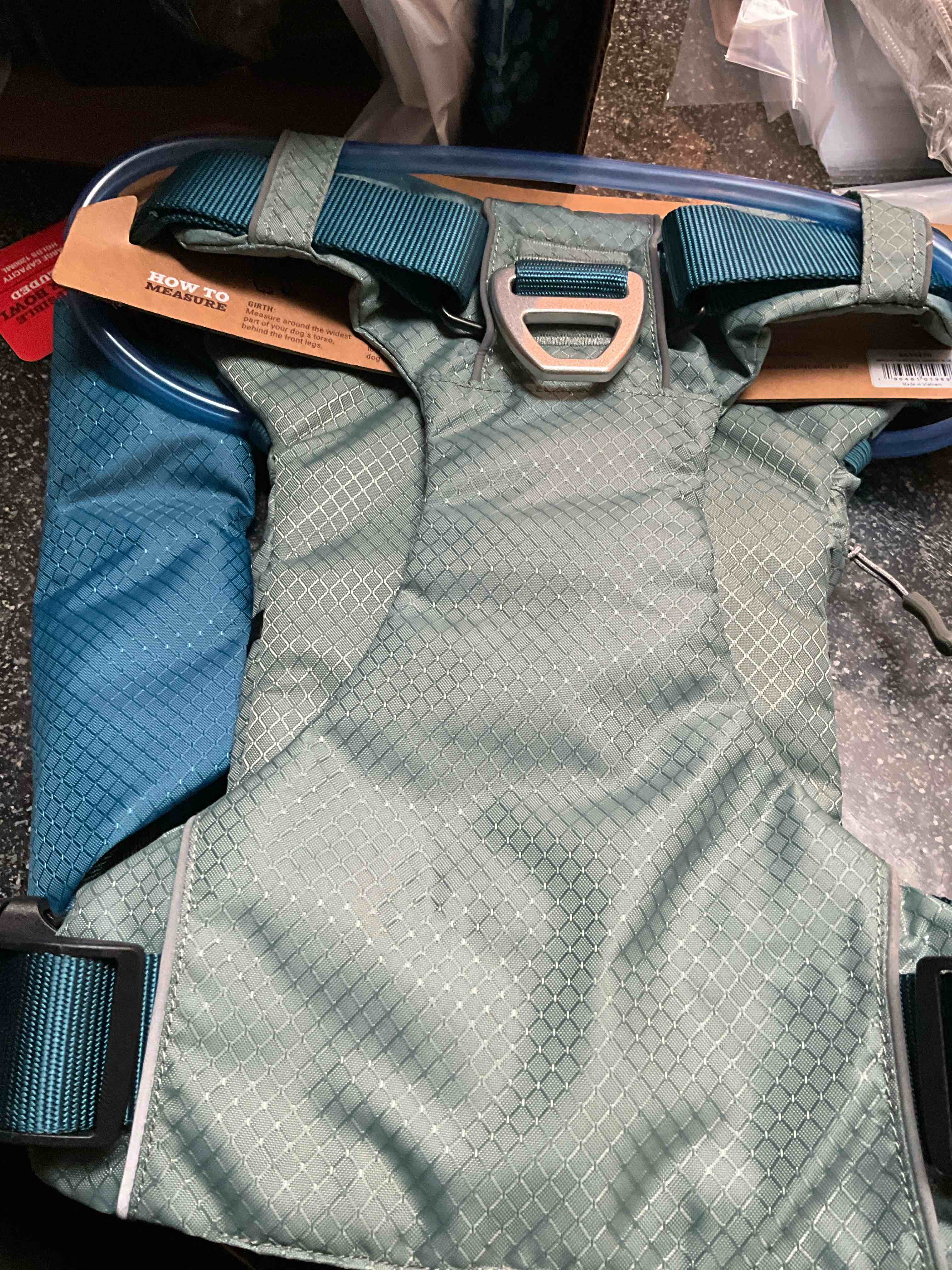 Condition photo showing New/Like New for Arcadia Trail - Water Bladder Harness - size - XL 