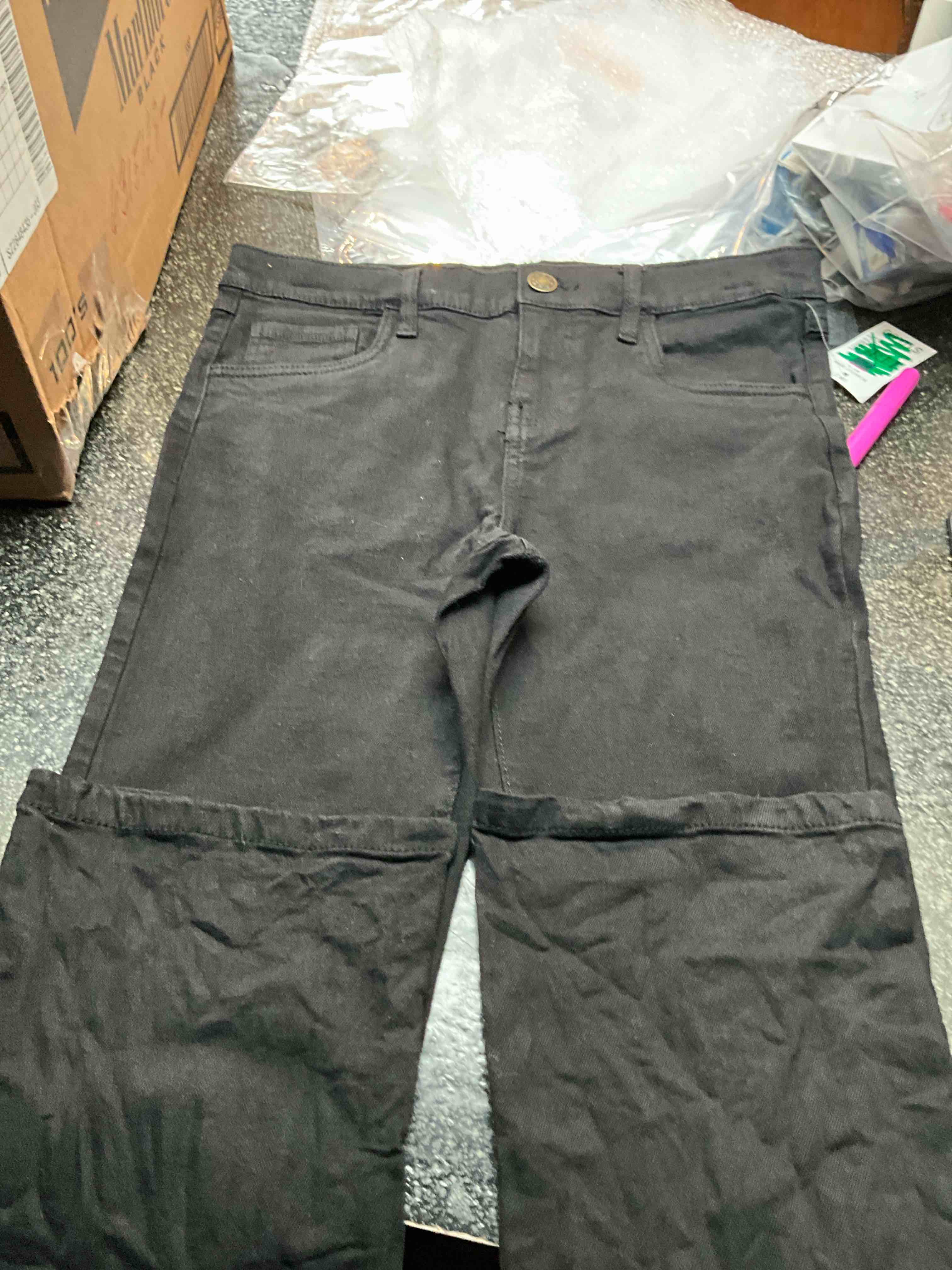 Condition photo showing New/Like New for Extremely Me - Girls - Black Jeans - Boot Cut - size - 14 