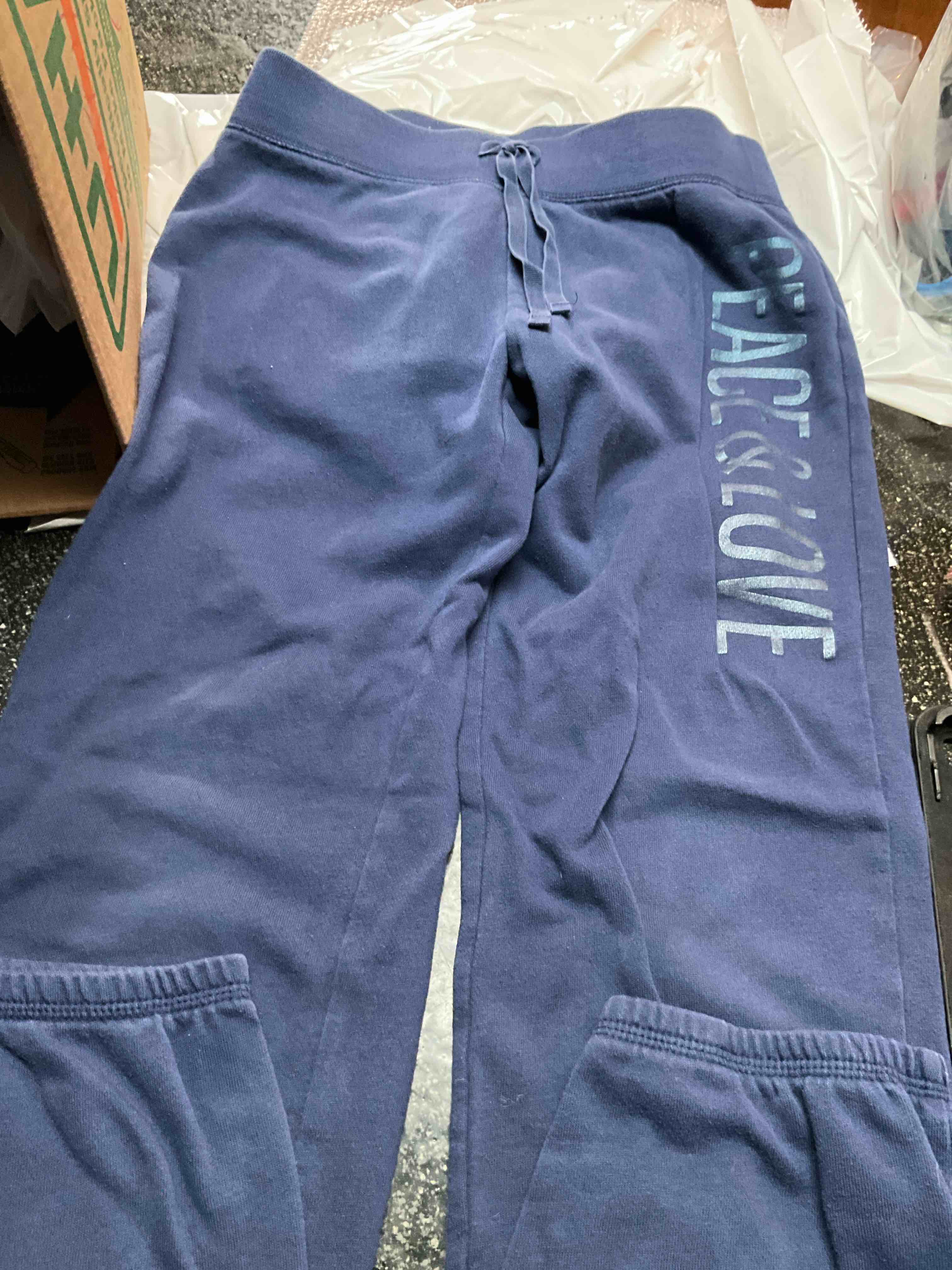 Condition photo showing Good Condition for Old Navy - Girls - Navy - Sweats - size - XL 14 