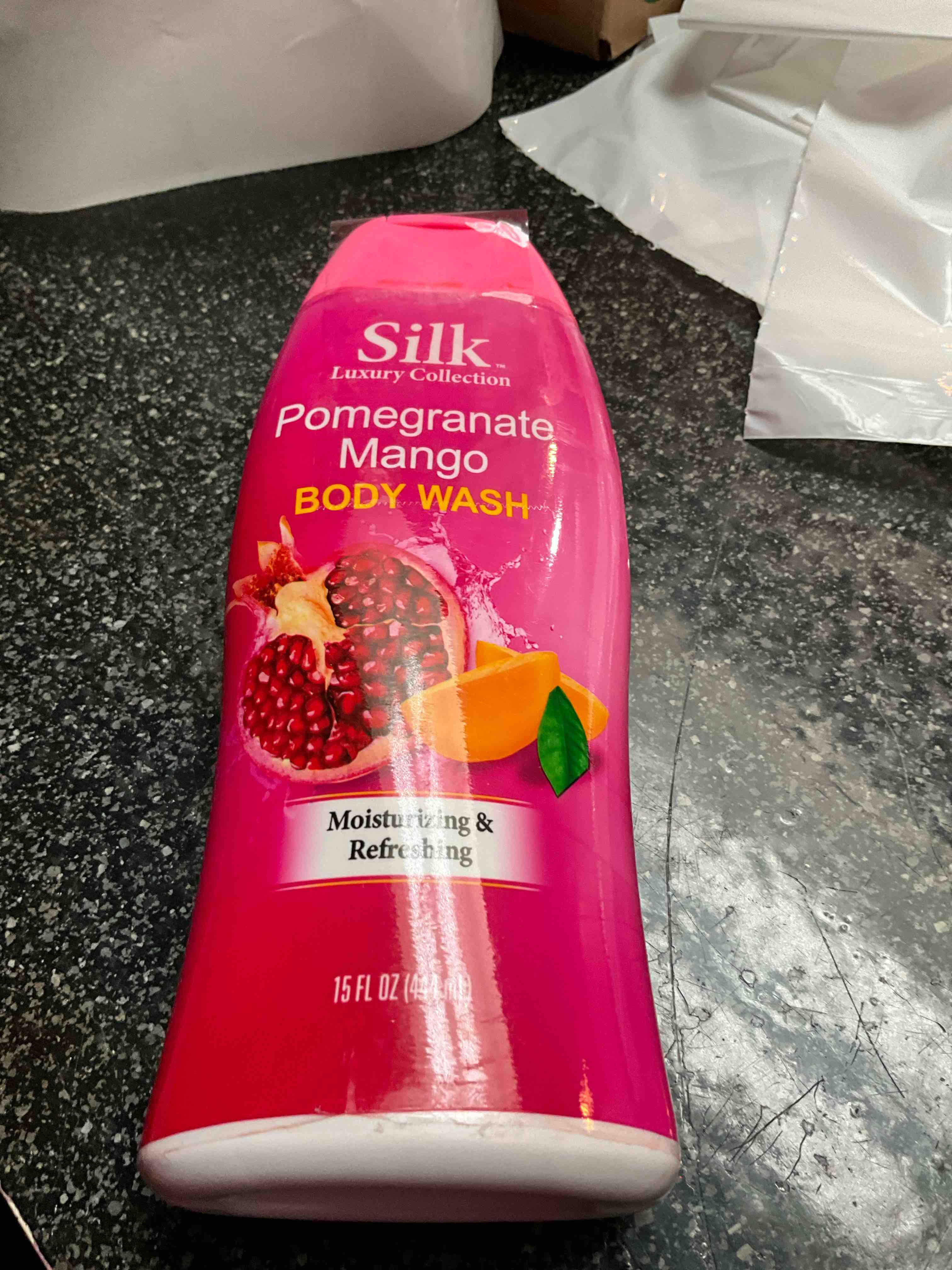 Silk Luxury Collection - Pomegranate Mango - Body Wash - 15 oz  