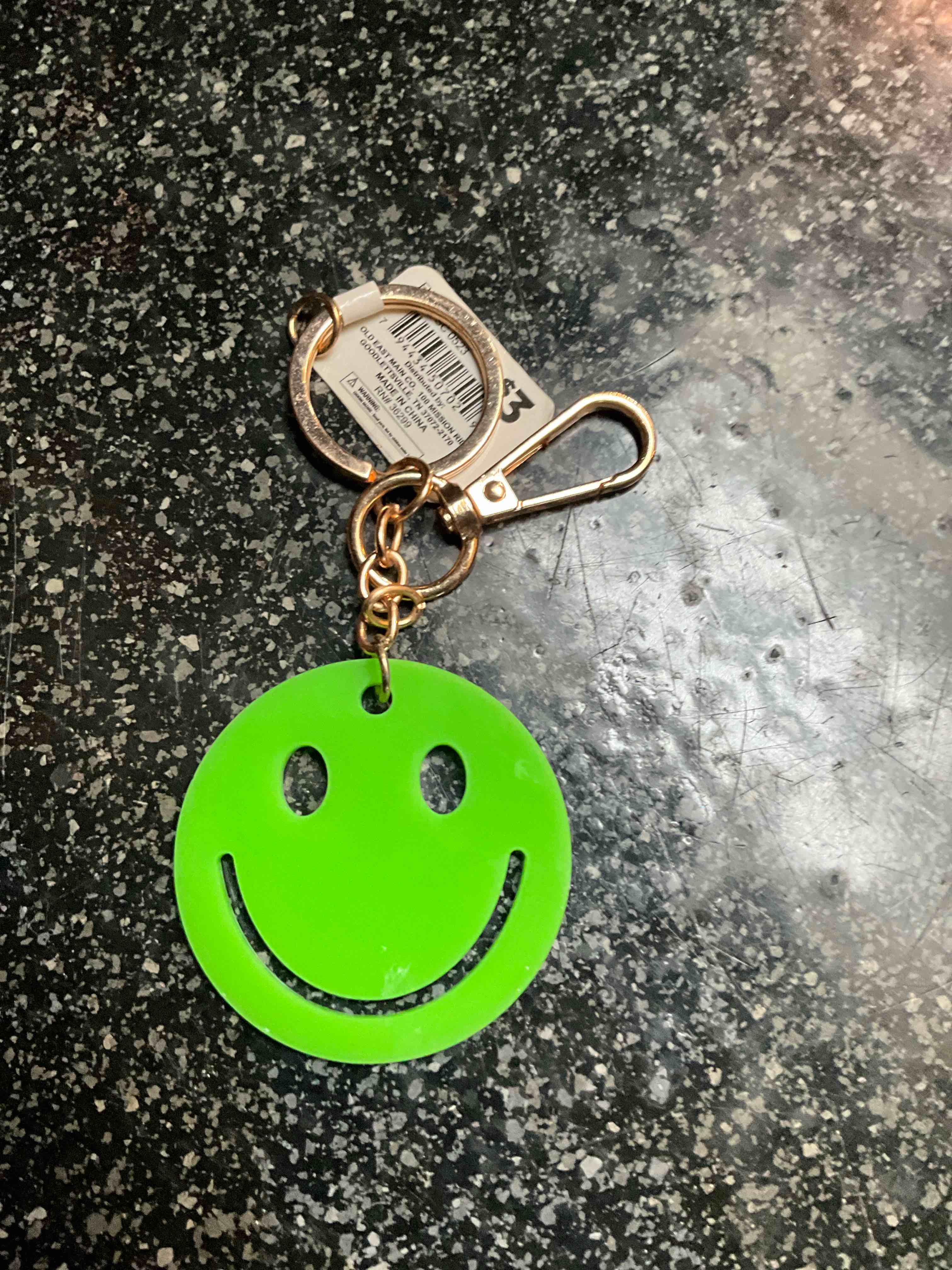 Condition photo showing New/Like New for Smiley - Keyring - Backpack Tag 