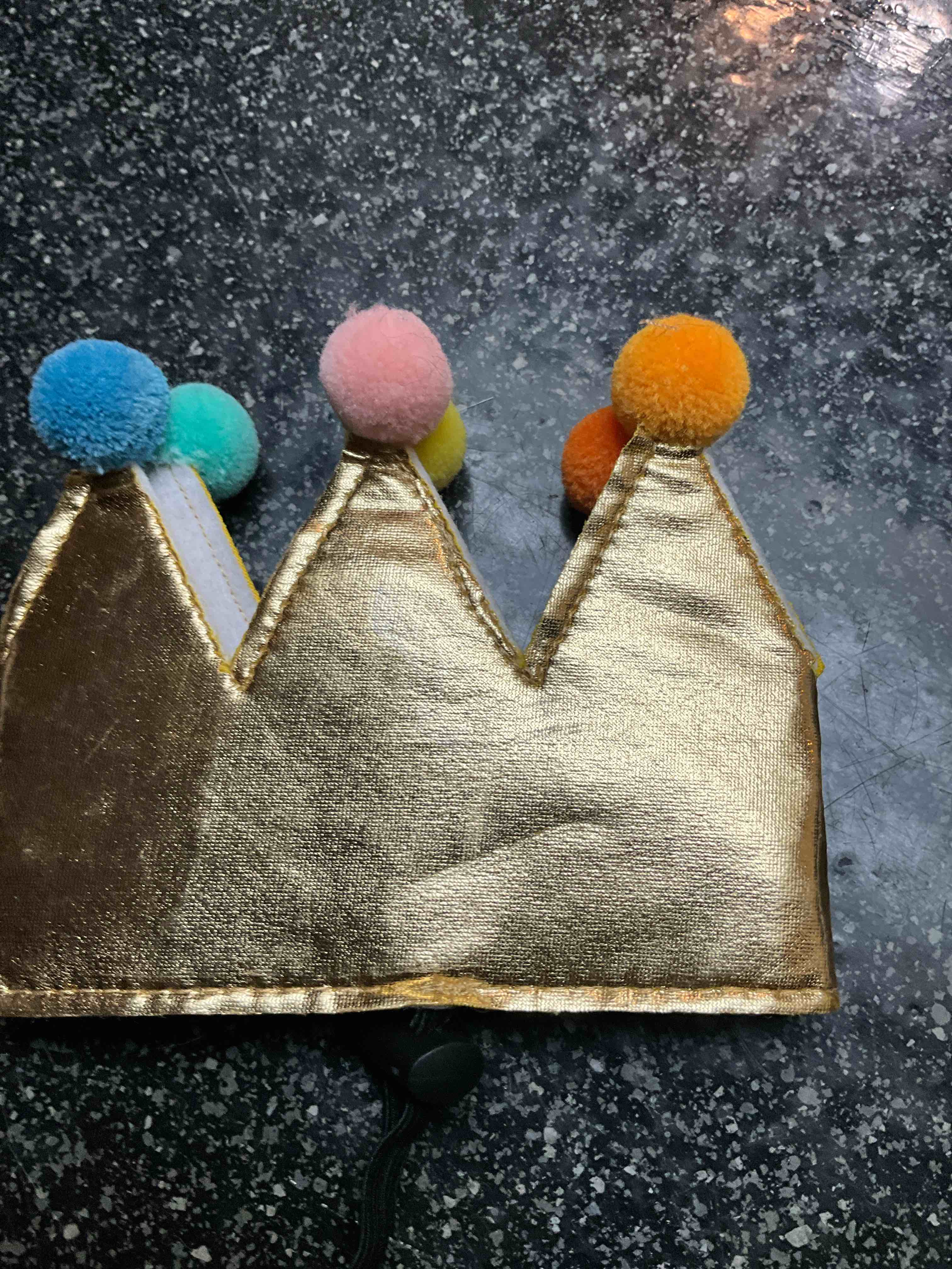 Condition photo showing New/Like New for Pet Golden Adjustable Birthday Crown 